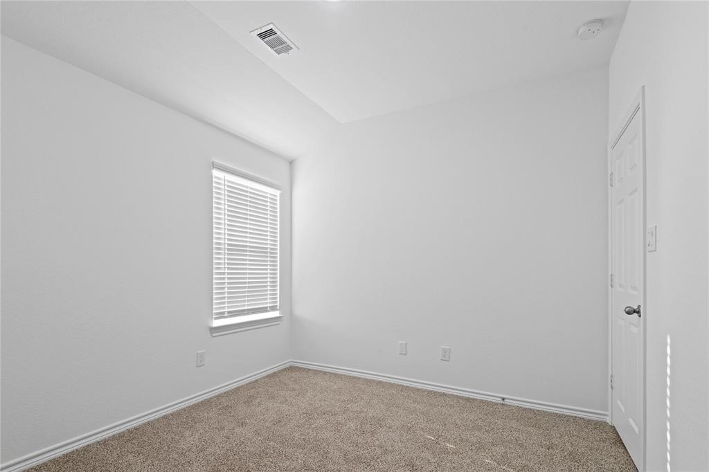 808 Stoney Point Lane Property Photo 17