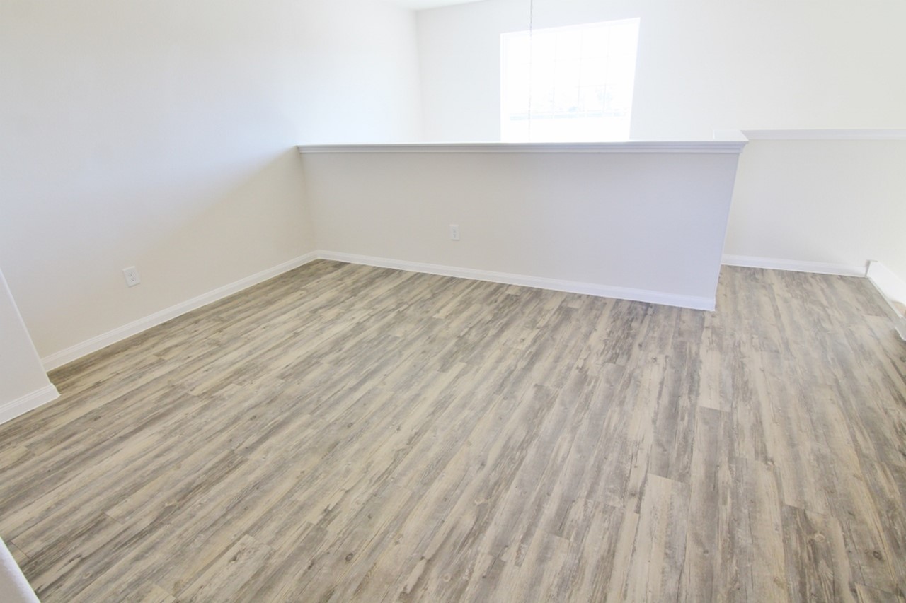 6255 Brenwood Circle Property Photo 4