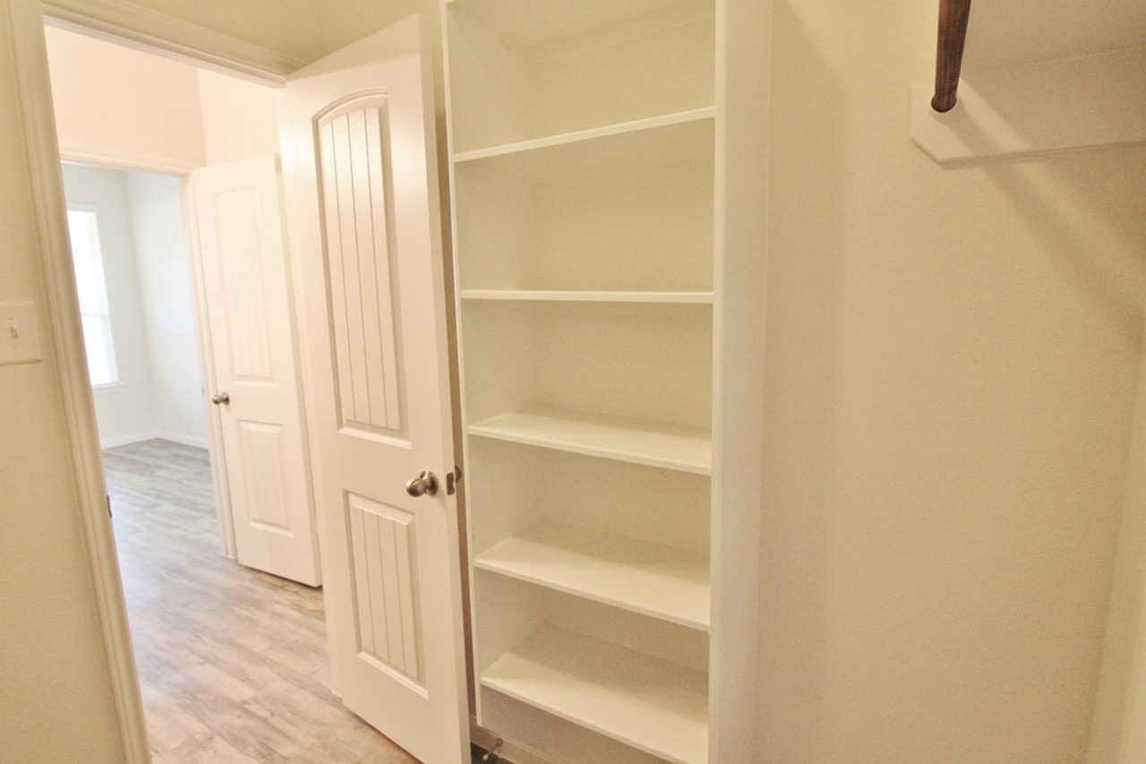 6255 Brenwood Circle Property Photo 12
