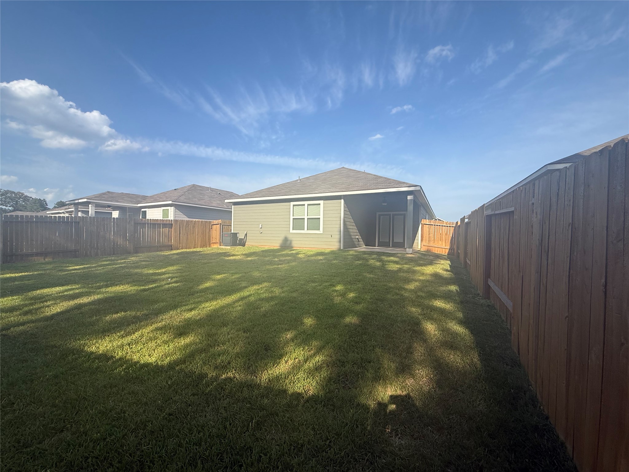 15463 Maple Terrace Drive Property Photo 2
