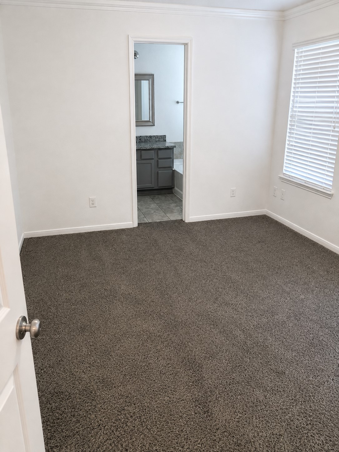 102 San Simeon Drive Property Photo 7