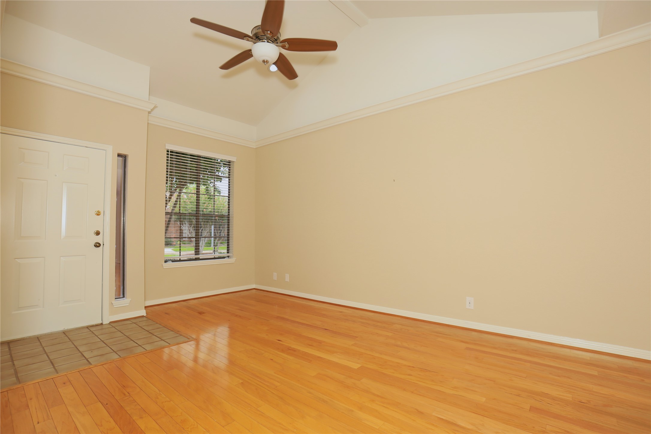 107 Manor Place Property Photo 5
