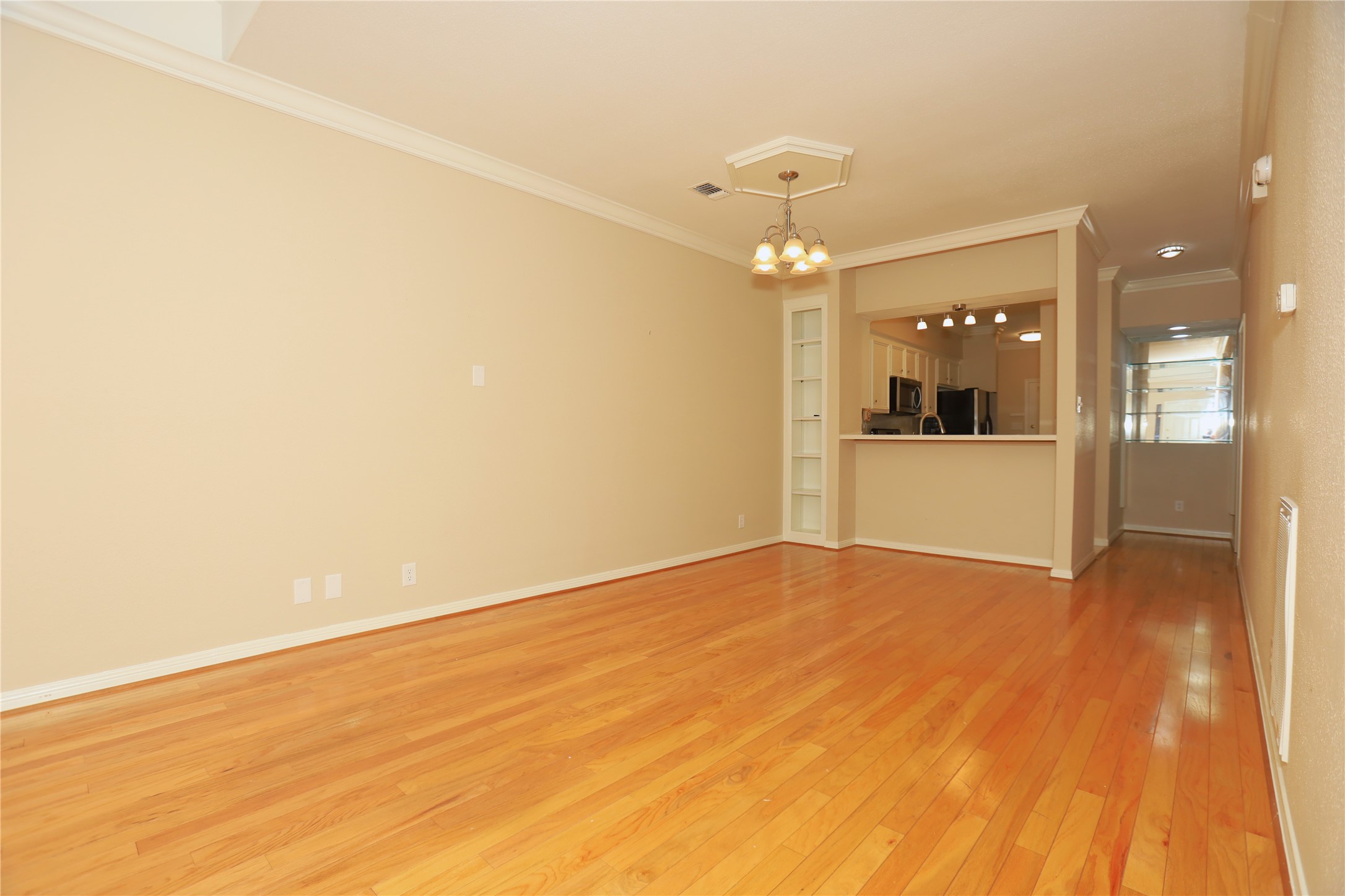 107 Manor Place Property Photo 6