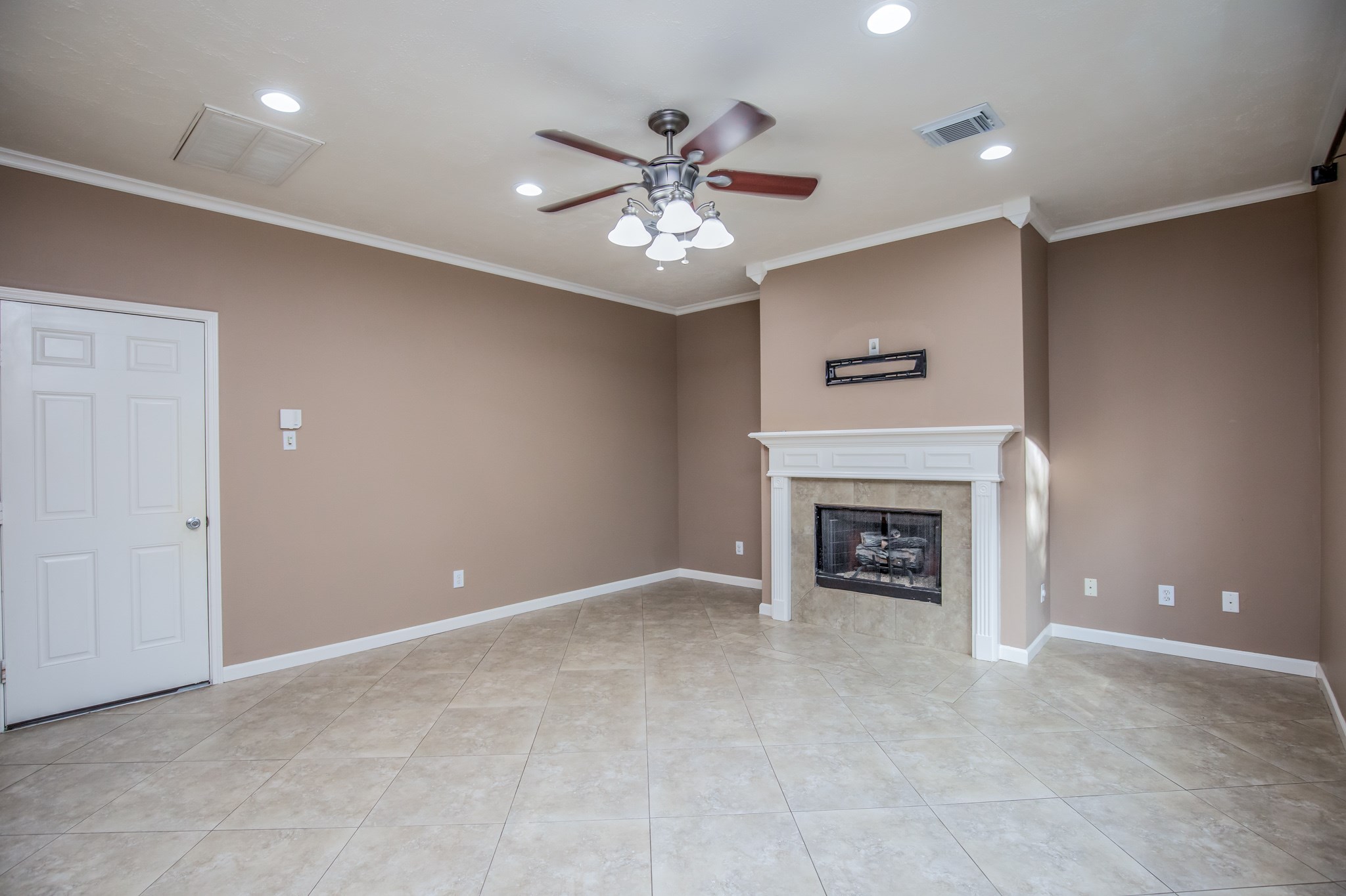 18 Bowie Bend Court Property Photo 15
