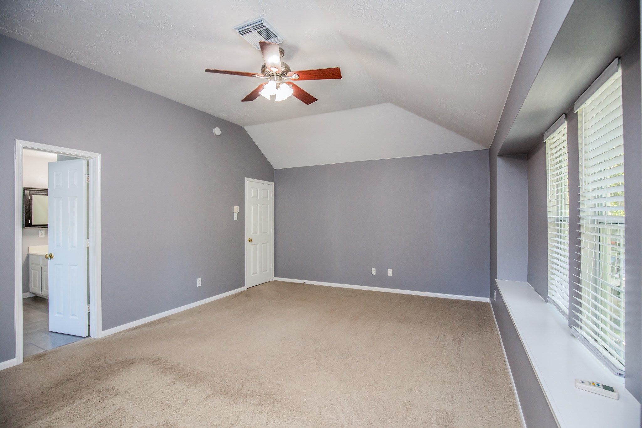 18 Bowie Bend Court Property Photo 24