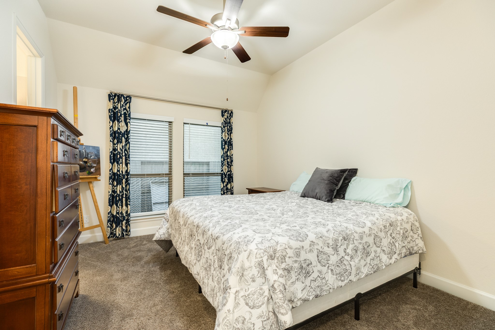 9538 Sanger Way Property Photo 10