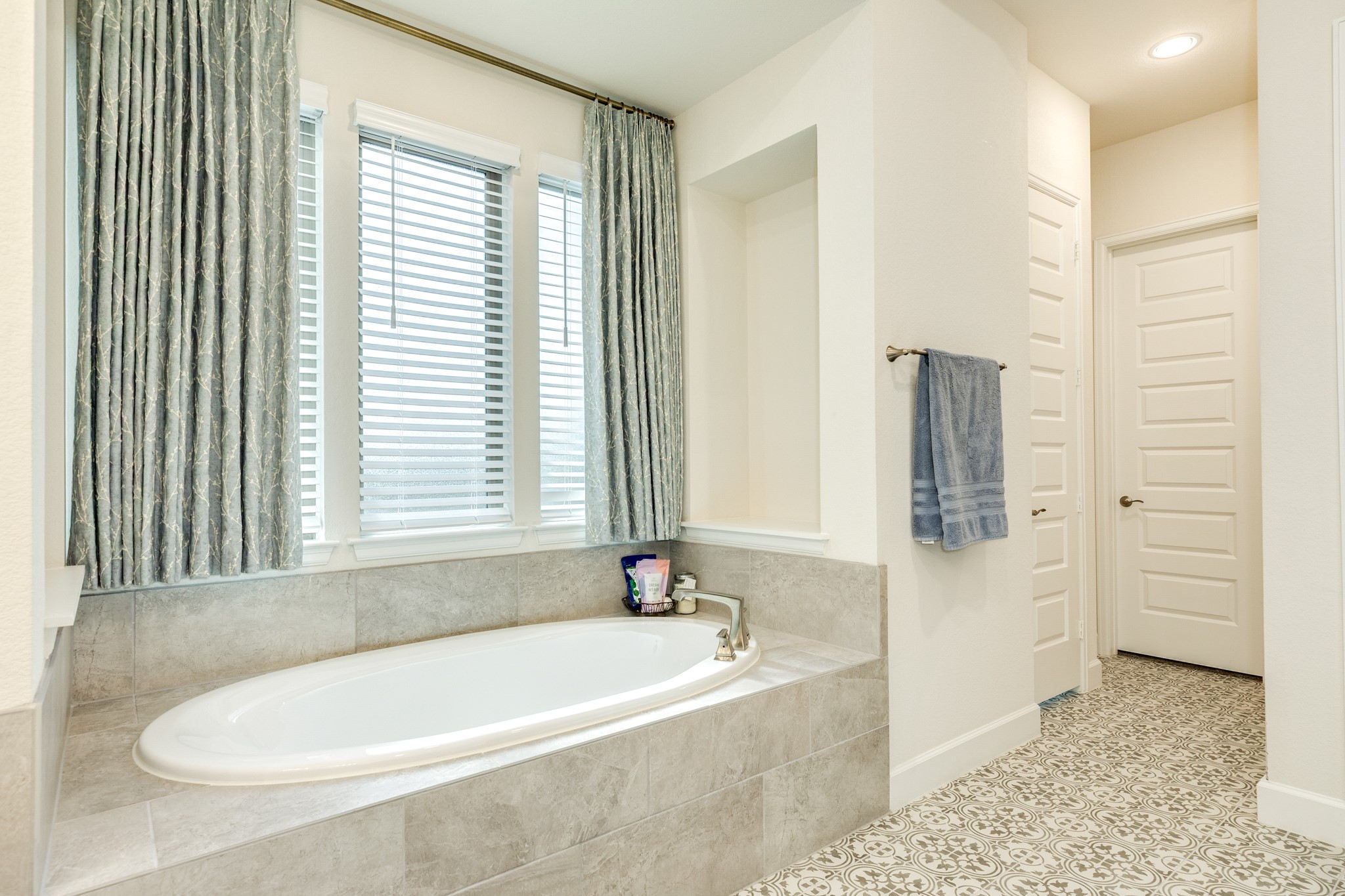 9538 Sanger Way Property Photo 30