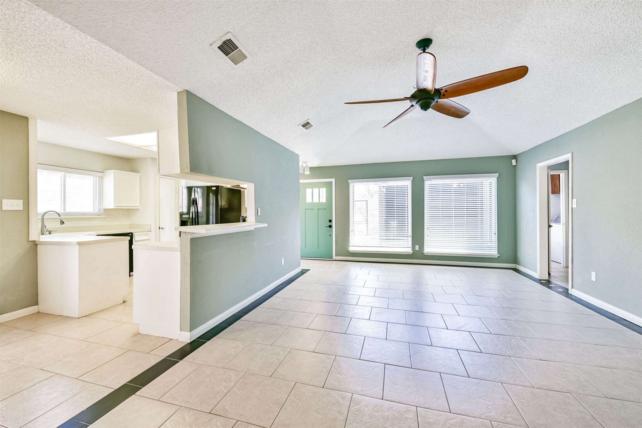 16927 Amidon Drive Property Photo 7