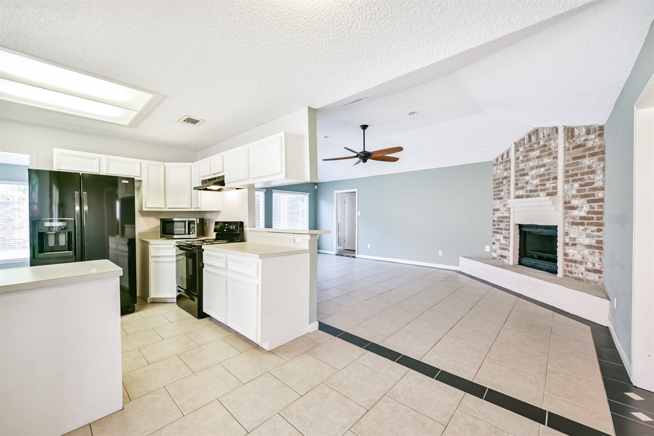 16927 Amidon Drive Property Photo 13