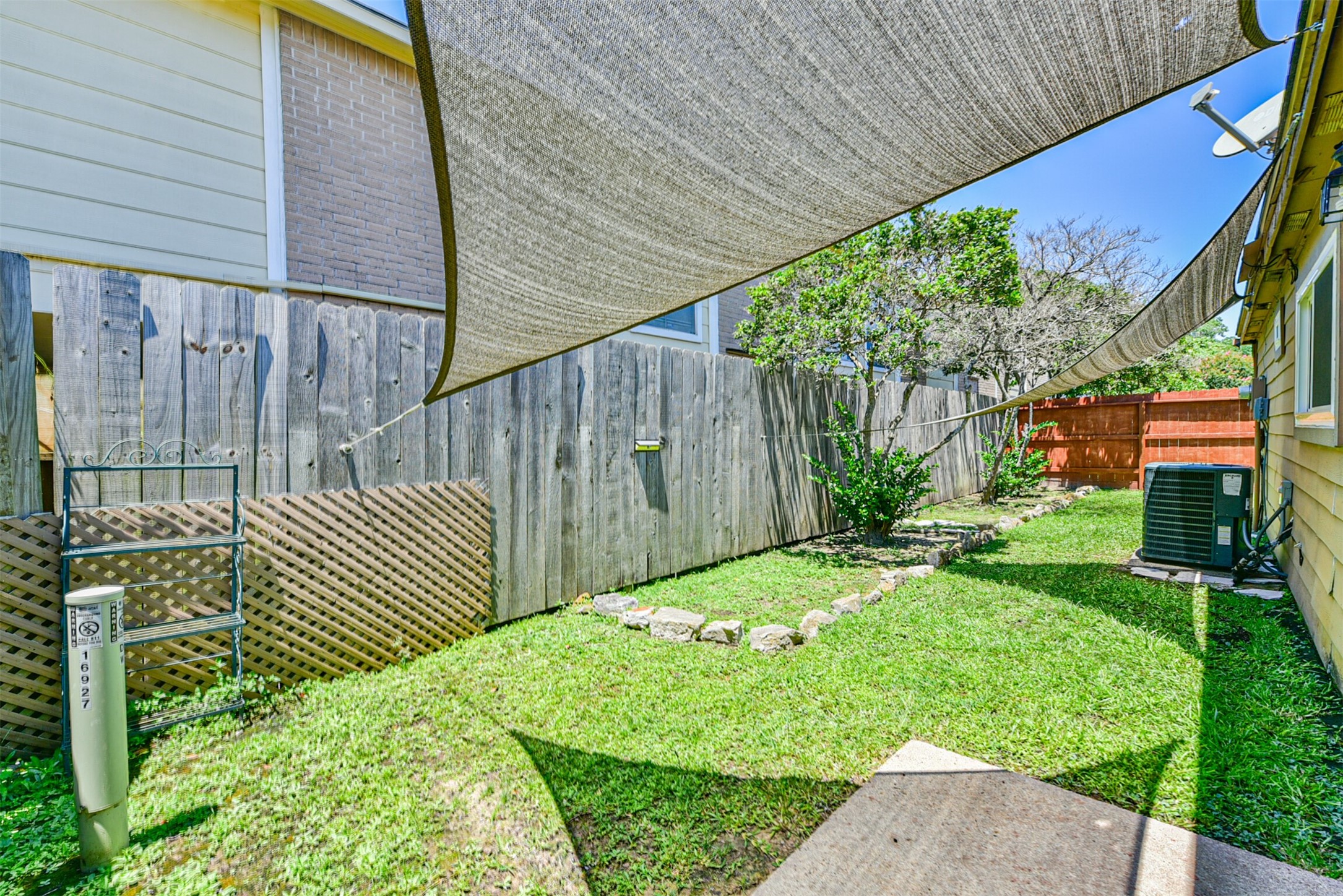 16927 Amidon Drive Property Photo 28