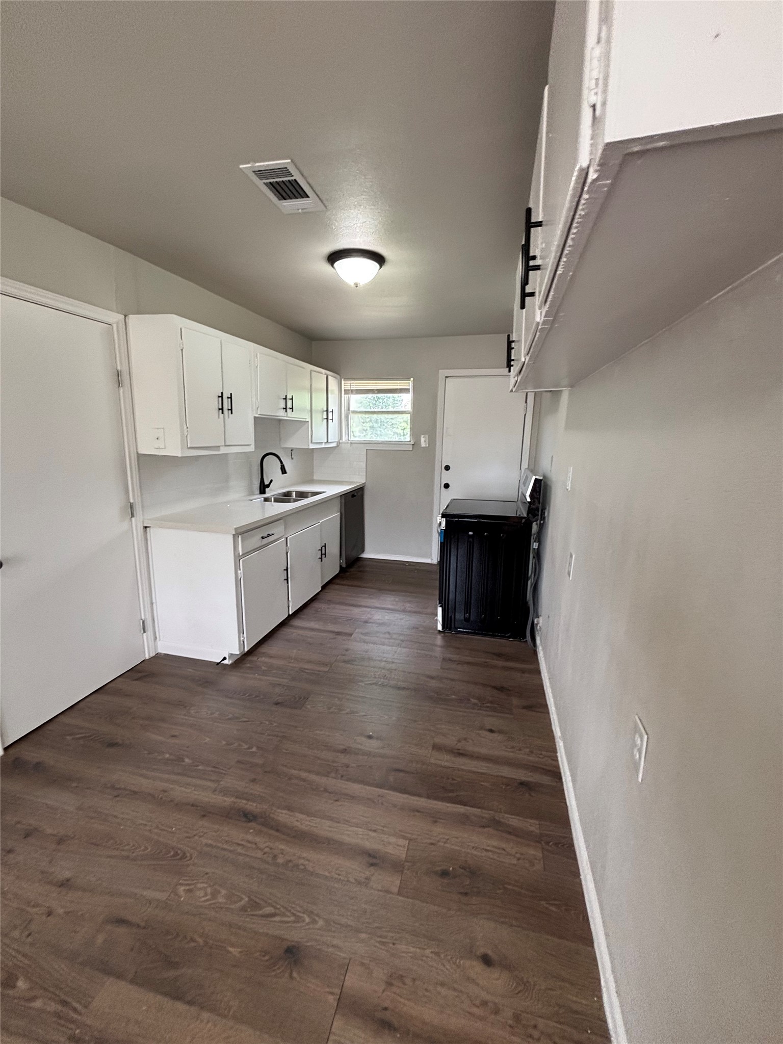 3521 Grassmere Street Property Photo 4