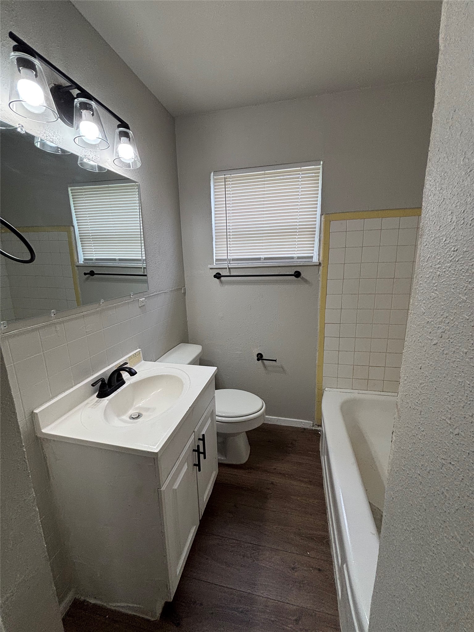 3521 Grassmere Street Property Photo 6