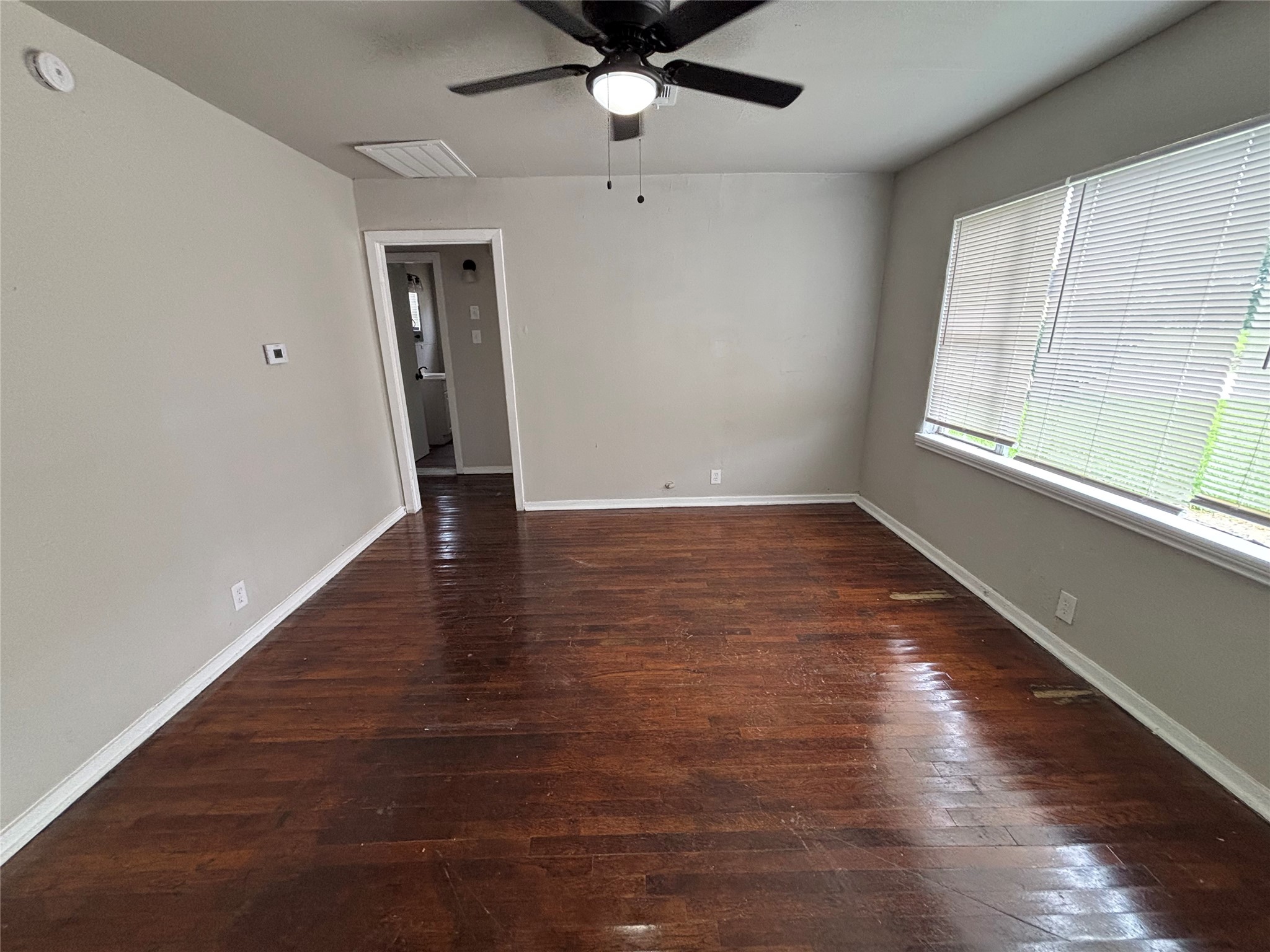 3521 Grassmere Street Property Photo 8