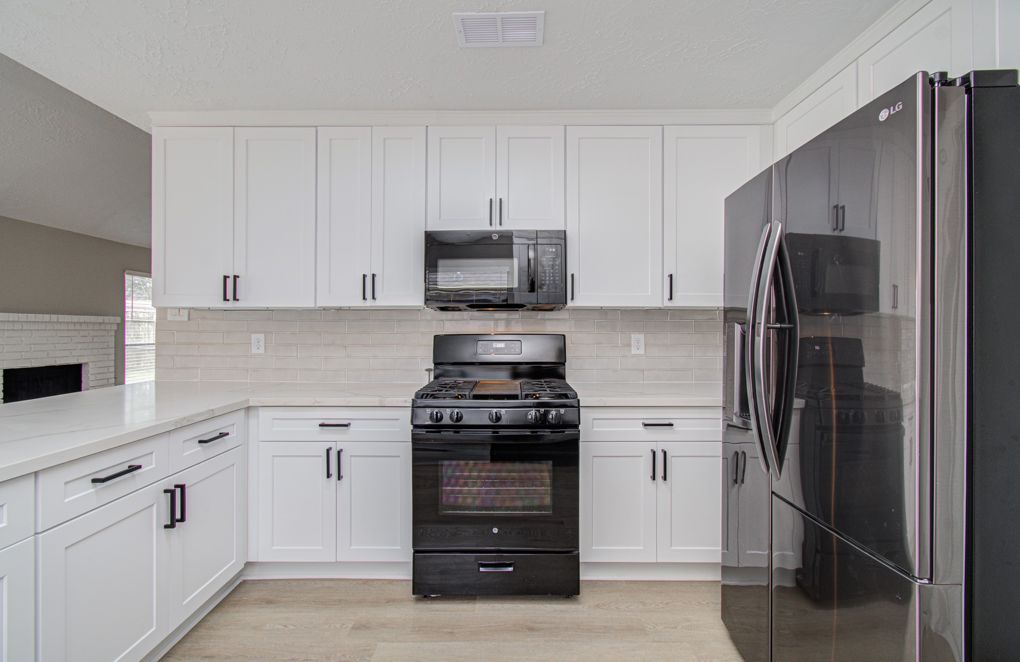 7510 Cavesson Drive Property Photo 13