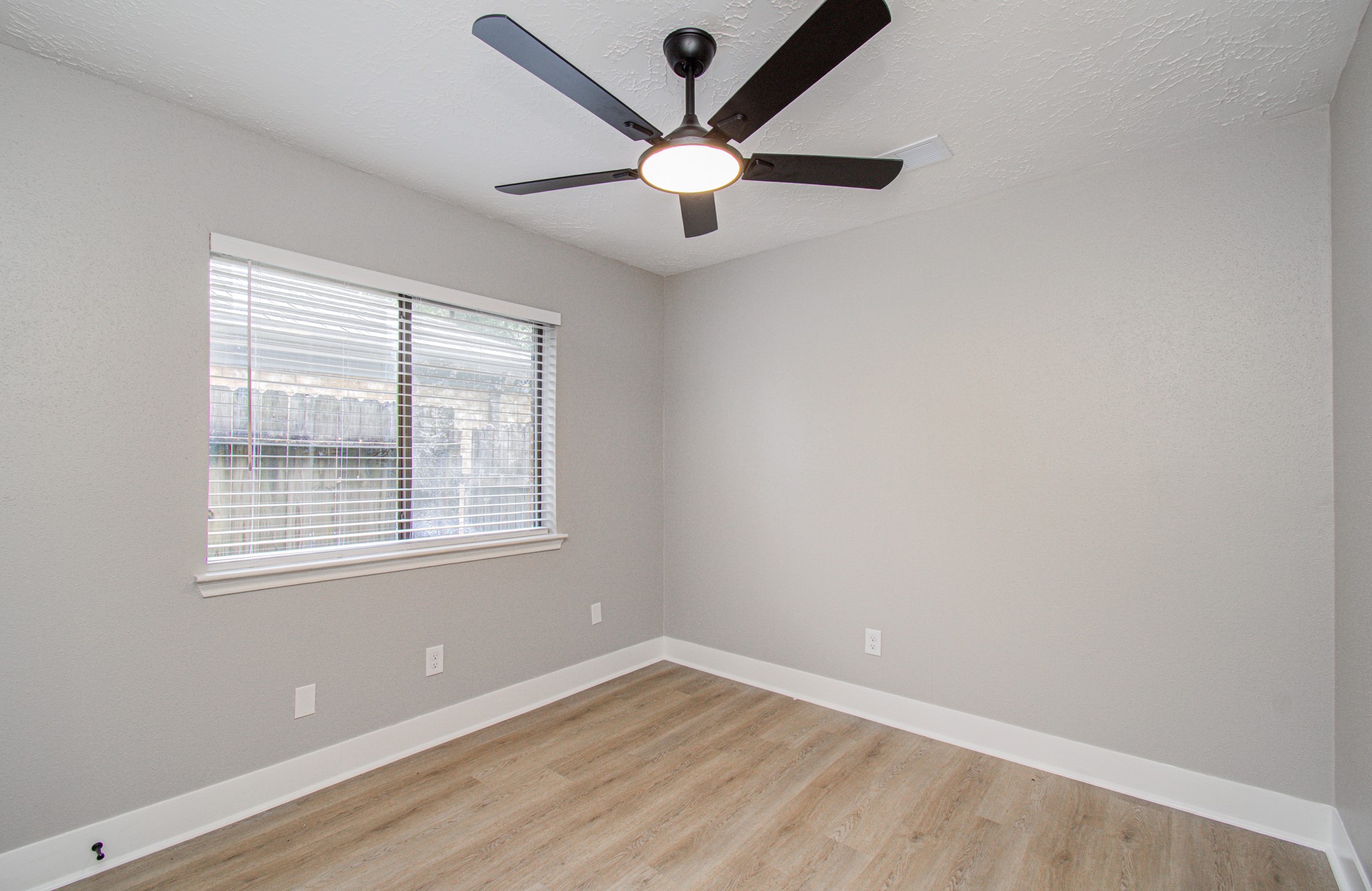 7510 Cavesson Drive Property Photo 24