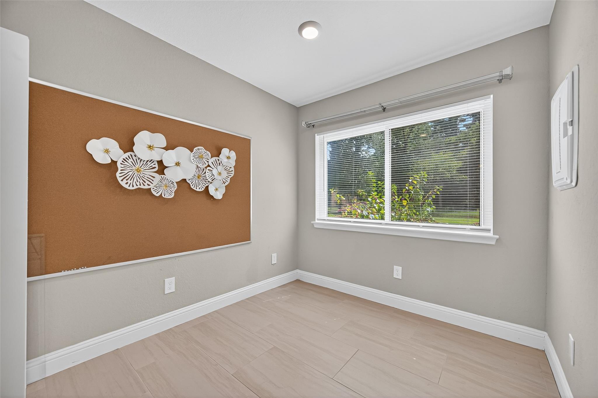 29902 E Hawthorne Drive, Spring Tx 77386 Property Photo 15