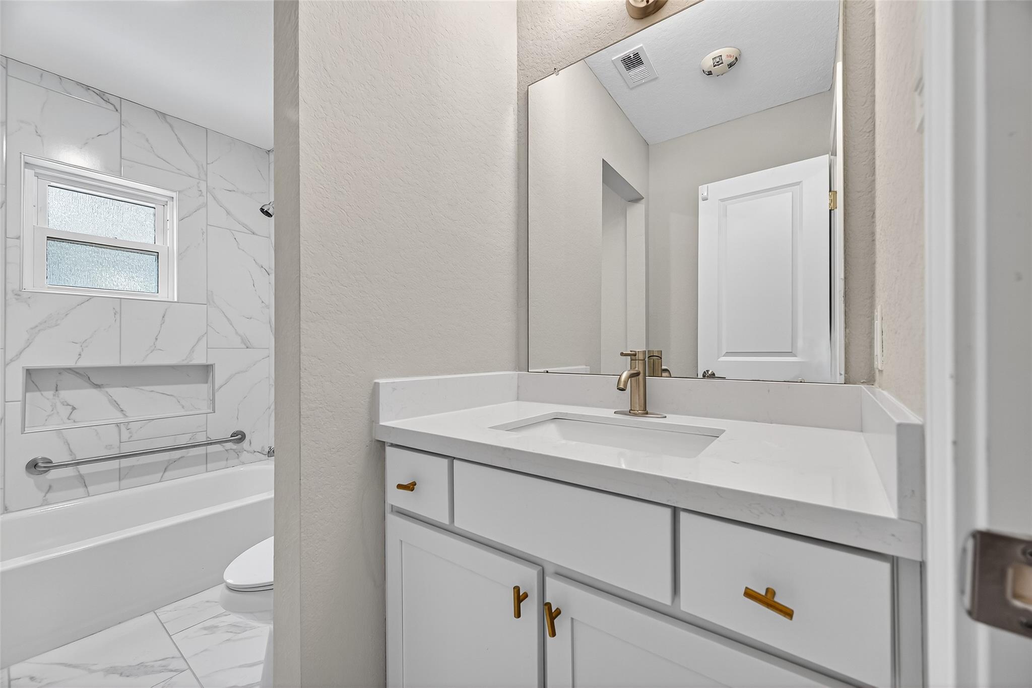 29902 E Hawthorne Drive, Spring Tx 77386 Property Photo 27