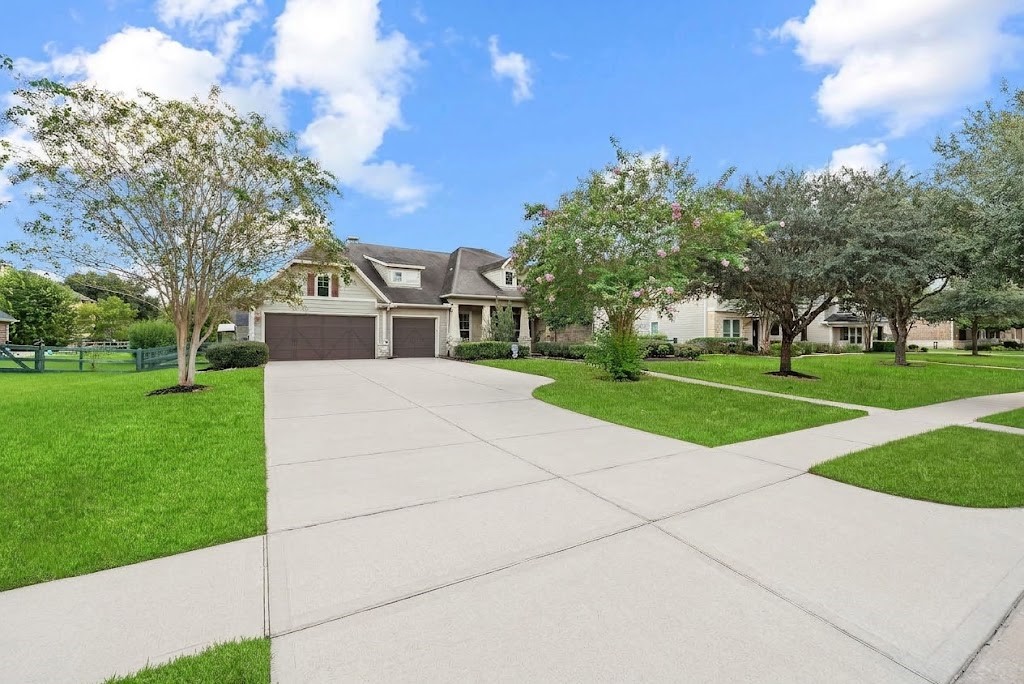 5414 Lake Hill Farm Way Property Photo 2