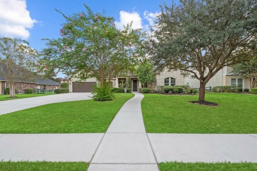 5414 Lake Hill Farm Way Property Photo 4