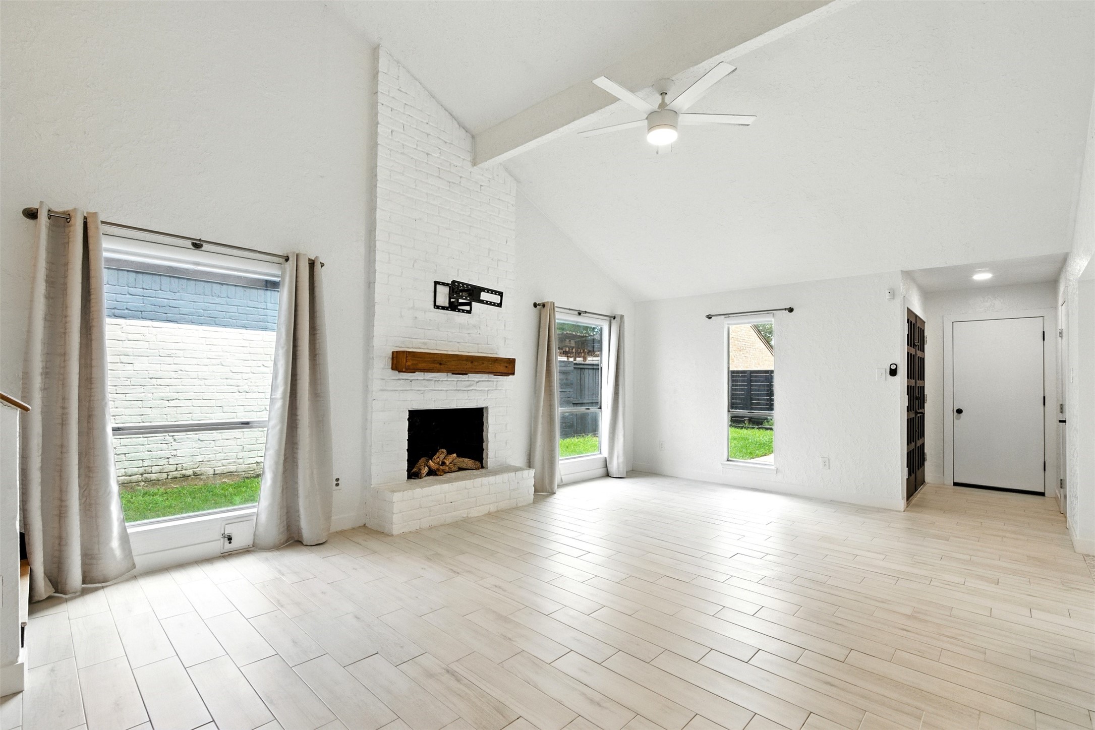 13215 Ravensway Drive Property Photo 7
