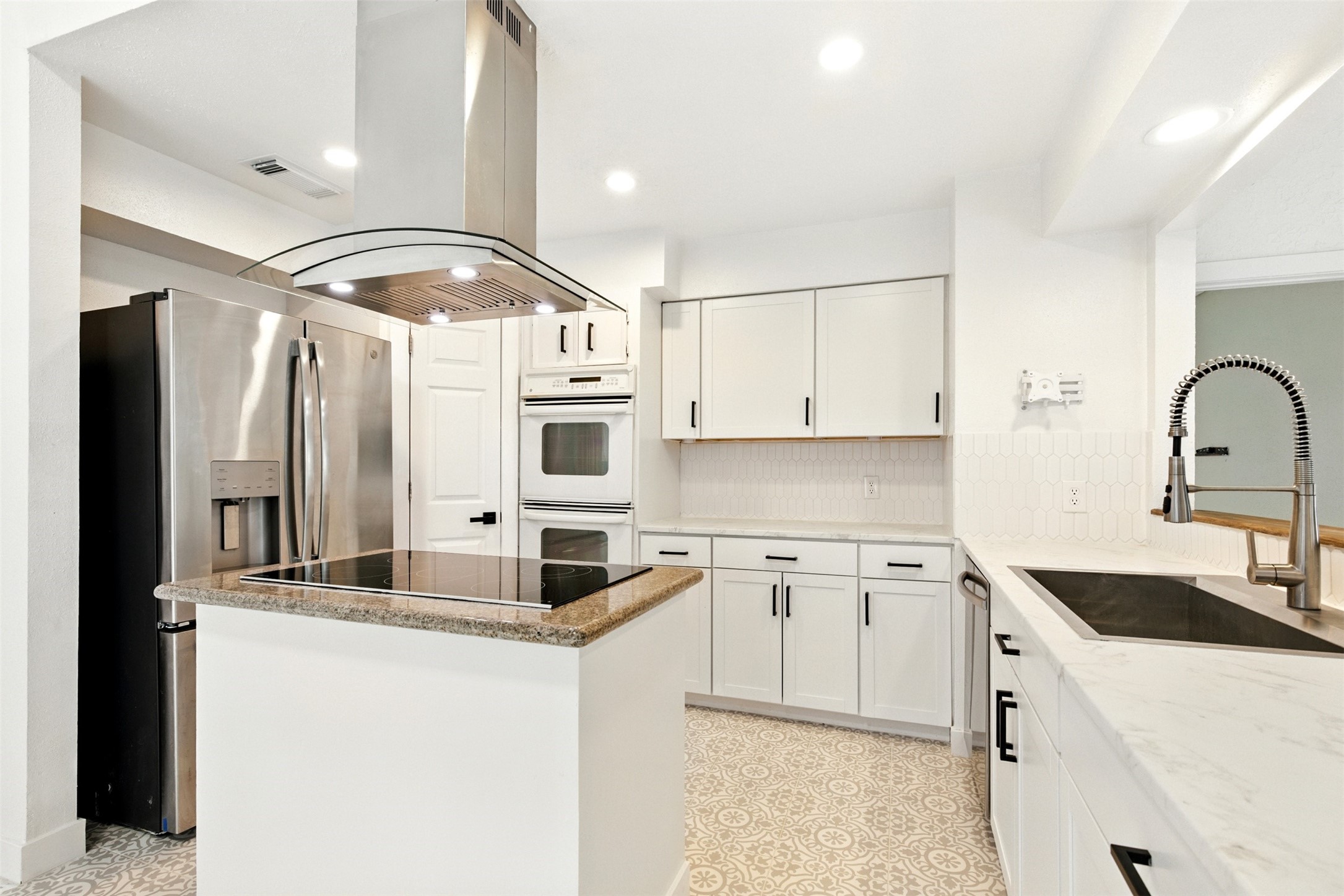 13215 Ravensway Drive Property Photo 12