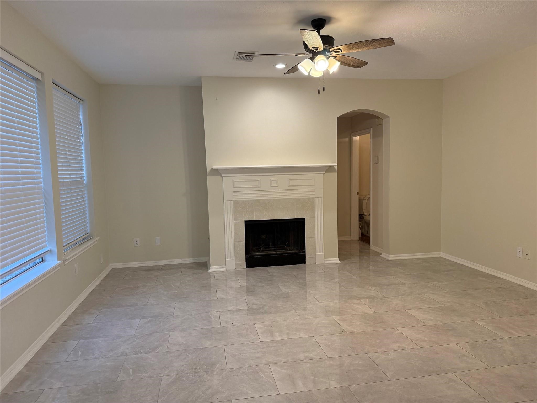 12919 Deer Cove Lane Property Photo 4