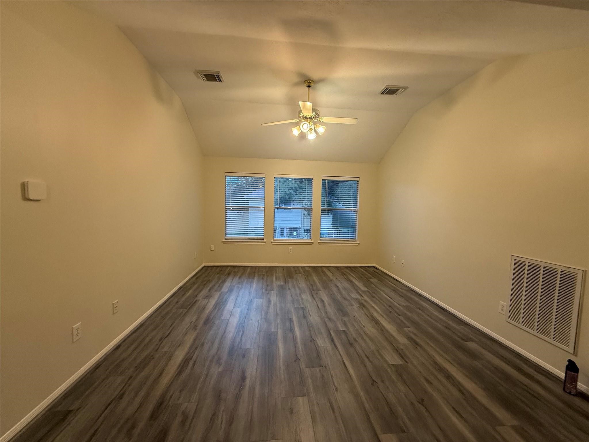 12919 Deer Cove Lane Property Photo 28