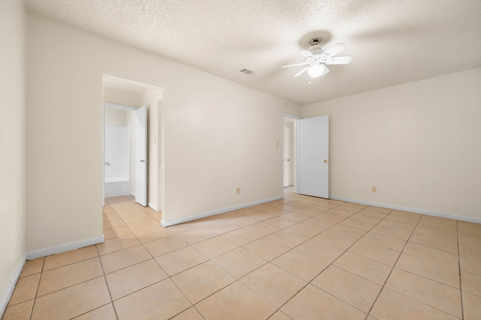 5918 Maco Street Property Photo 14