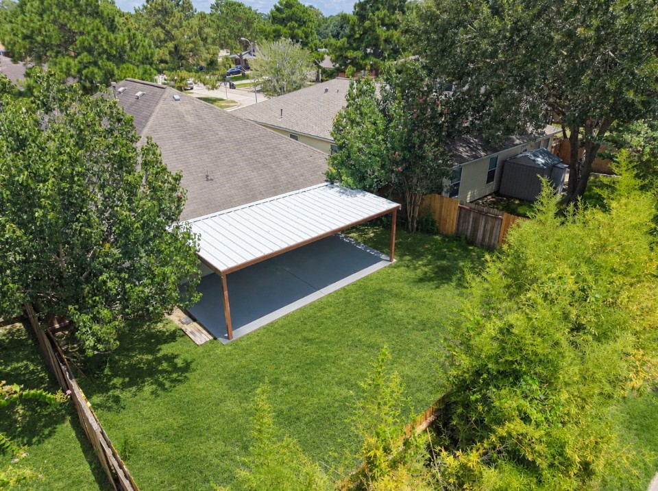 24019 Kingbriar Drive Property Photo 18