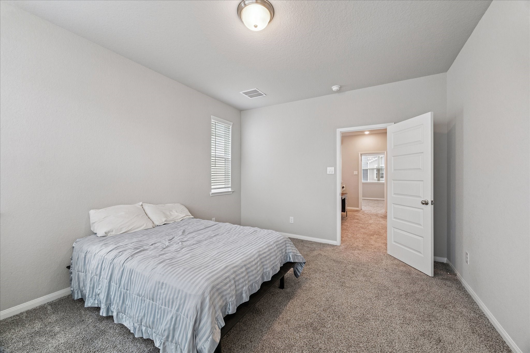 5502 Cuerta Street Property Photo 15