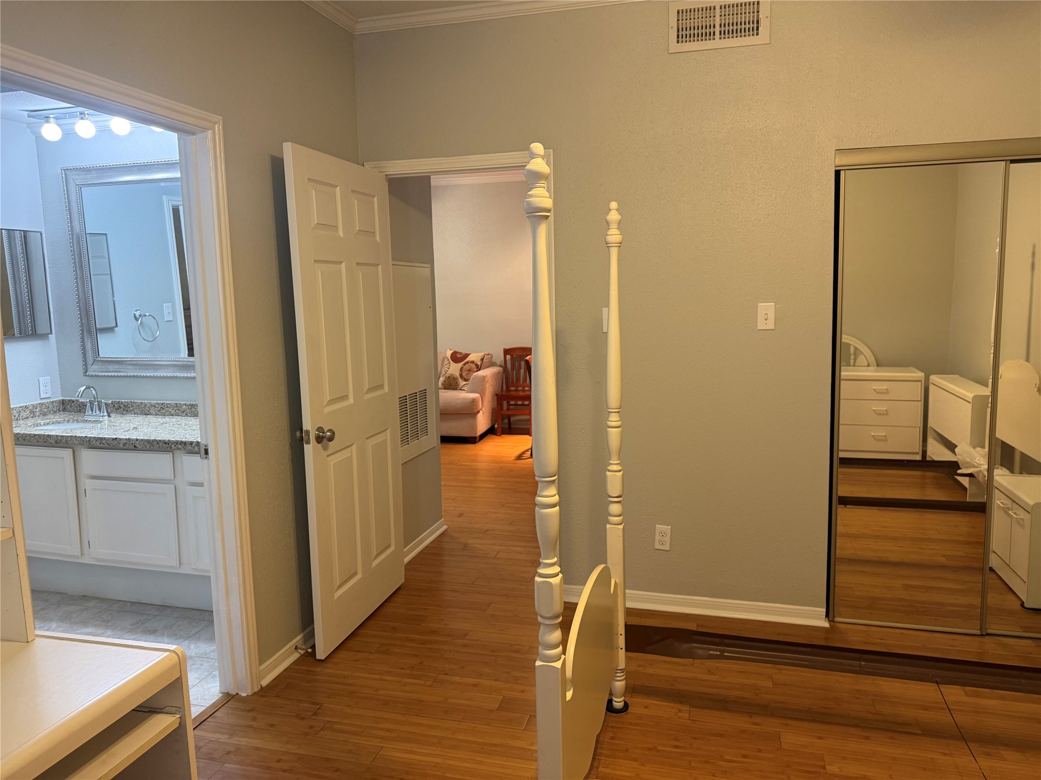 2121 El Paseo Street 1811 Property Photo 15