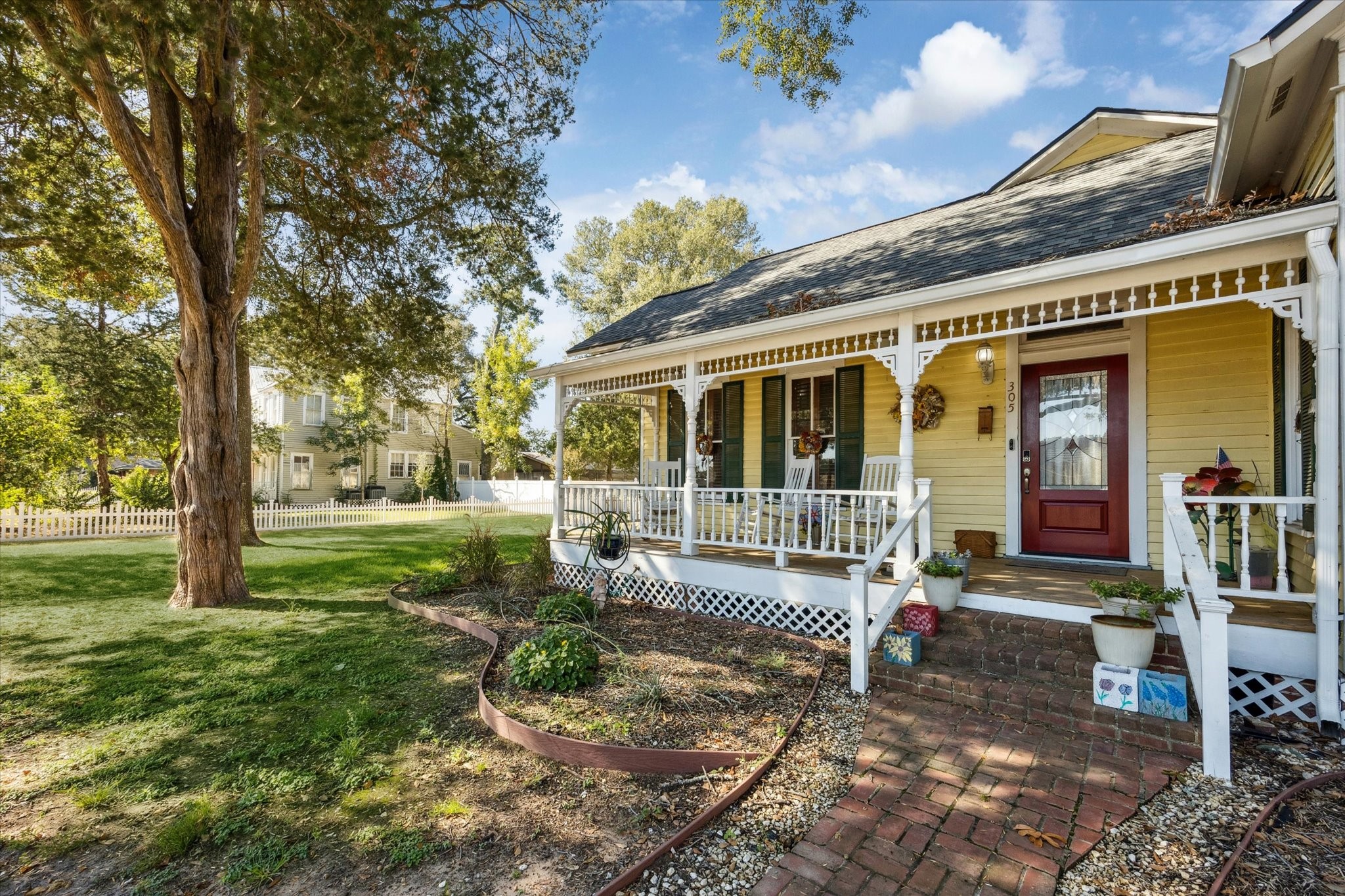 305 Hardeman Street Property Photo 3