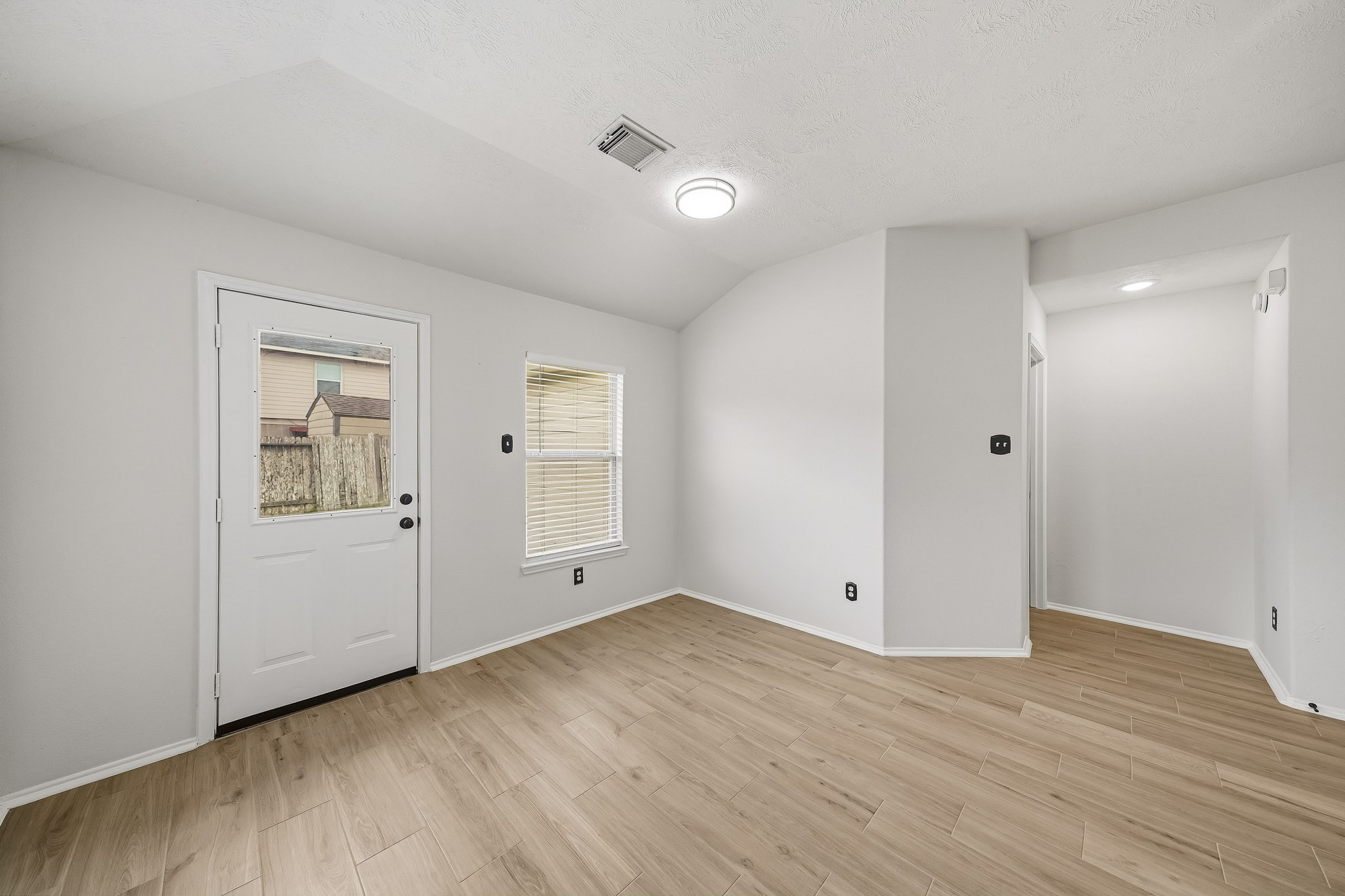 18151 Sorrell Oaks Circle Property Photo 15