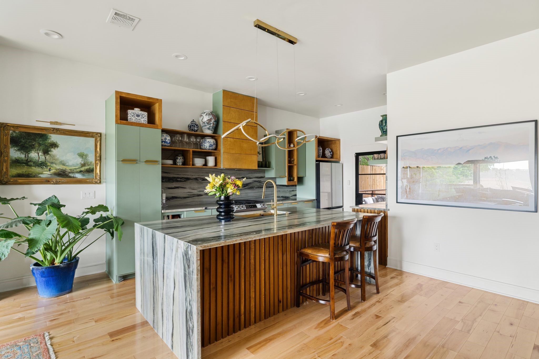 4327 Harby Street Property Photo 8