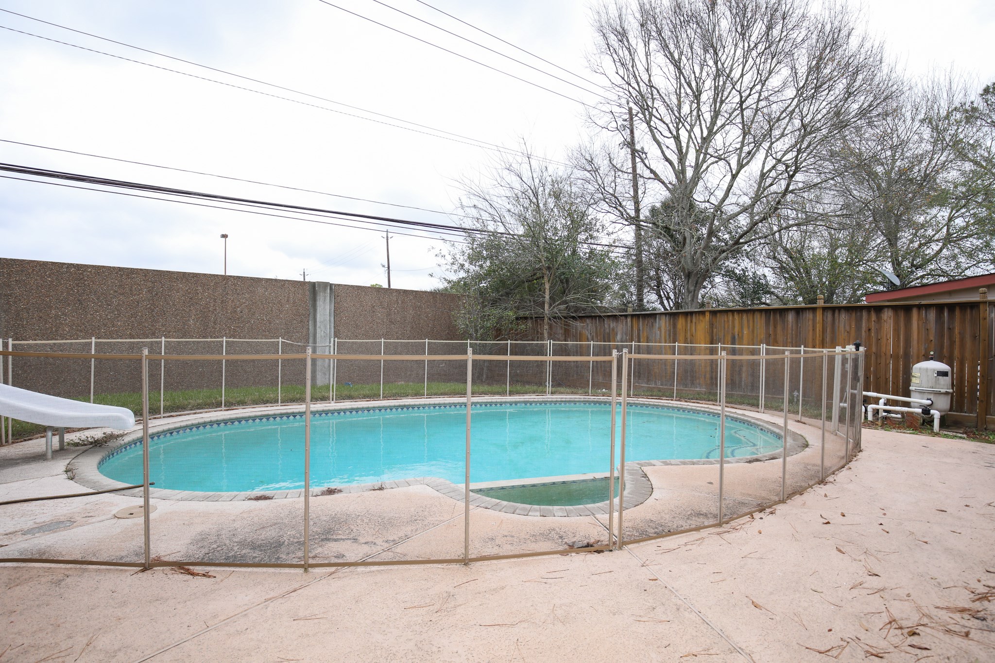 2330 Ridgemont Drive Property Photo 4