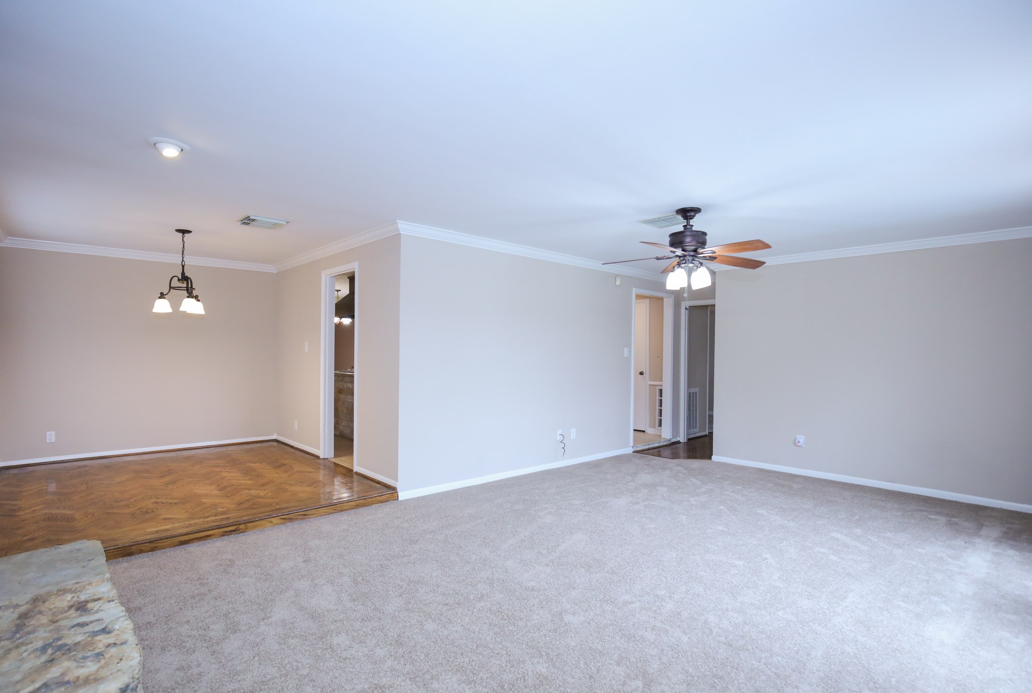2330 Ridgemont Drive Property Photo 9