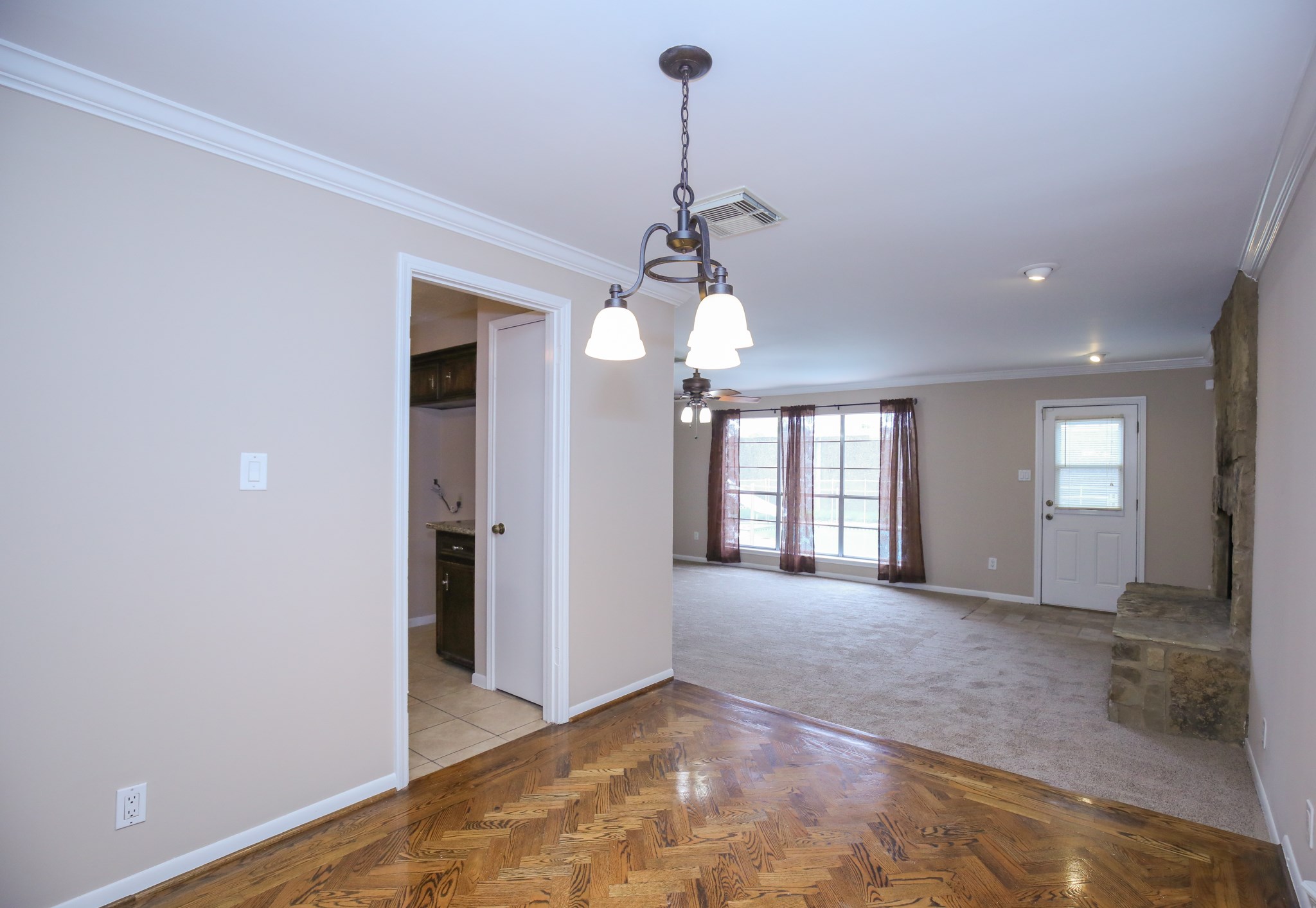 2330 Ridgemont Drive Property Photo 11