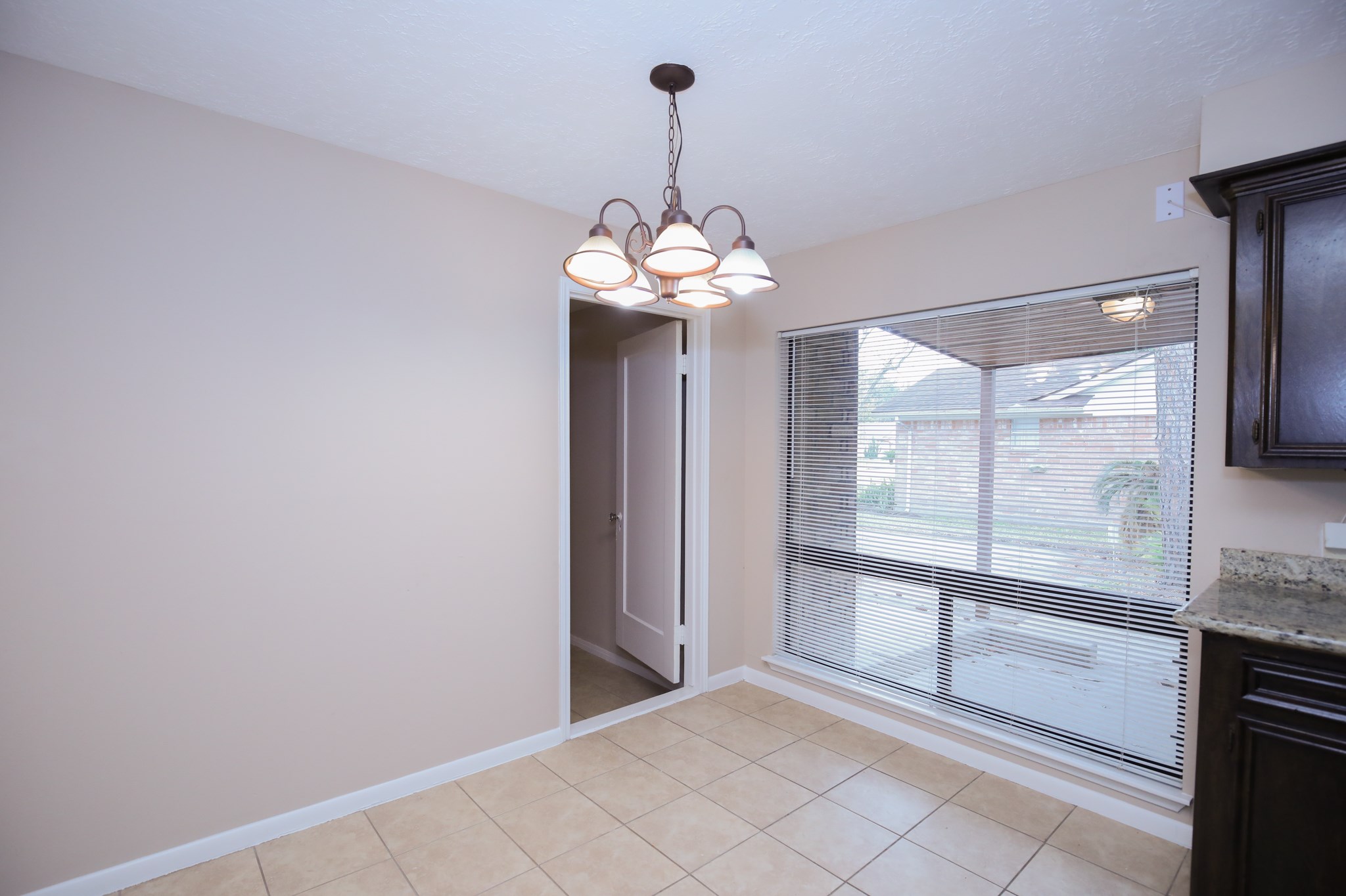 2330 Ridgemont Drive Property Photo 15