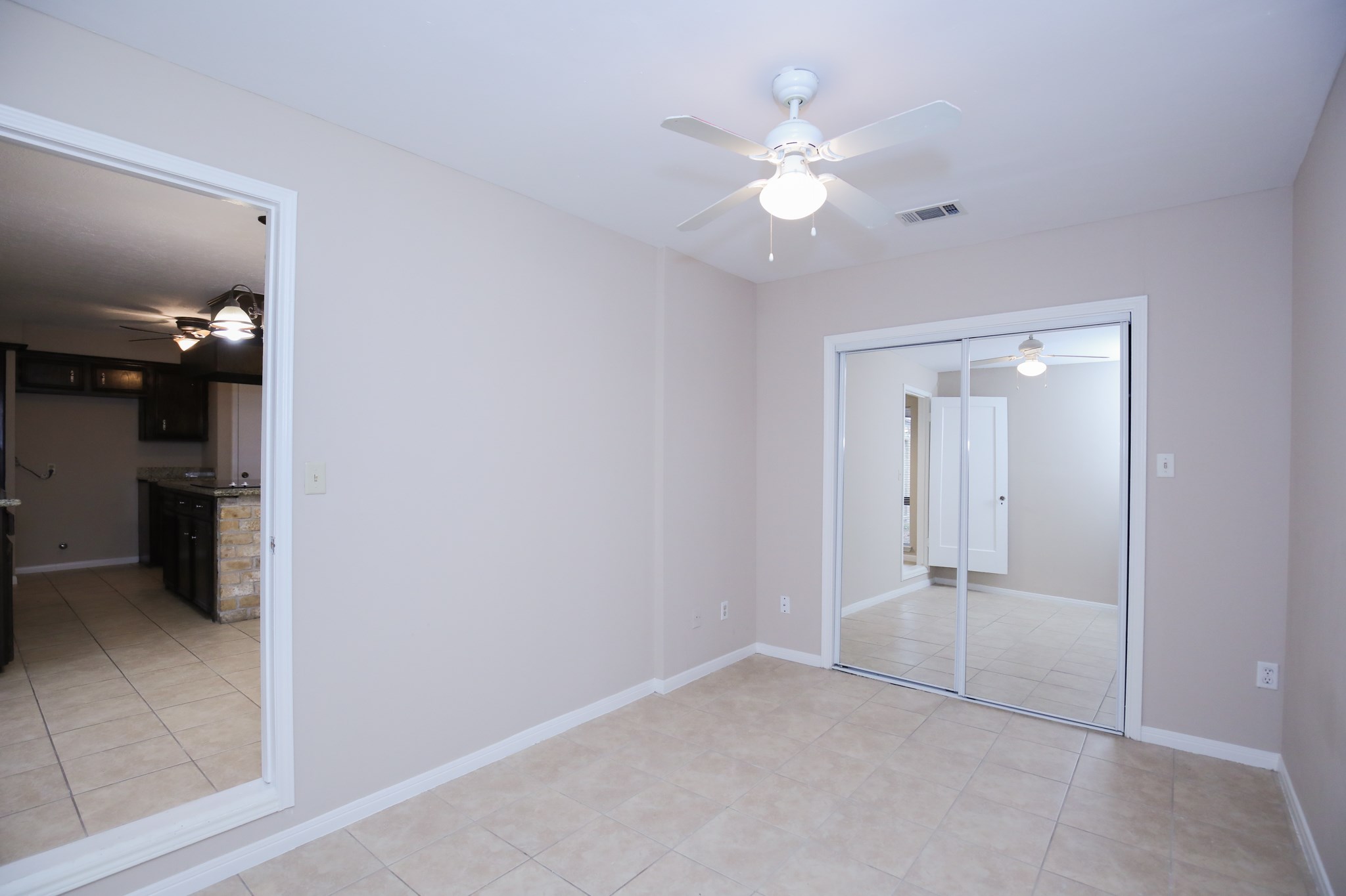 2330 Ridgemont Drive Property Photo 18