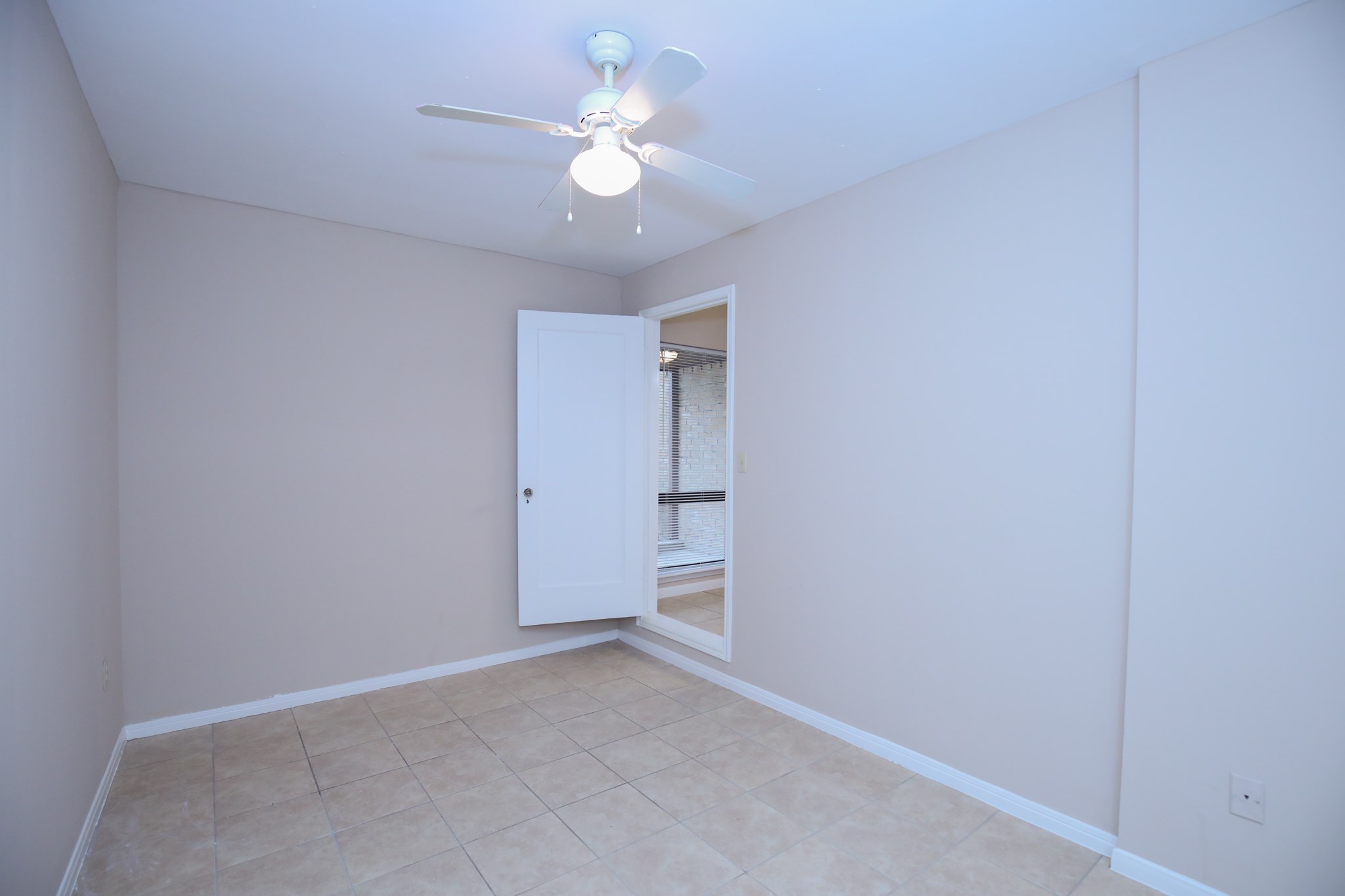2330 Ridgemont Drive Property Photo 19