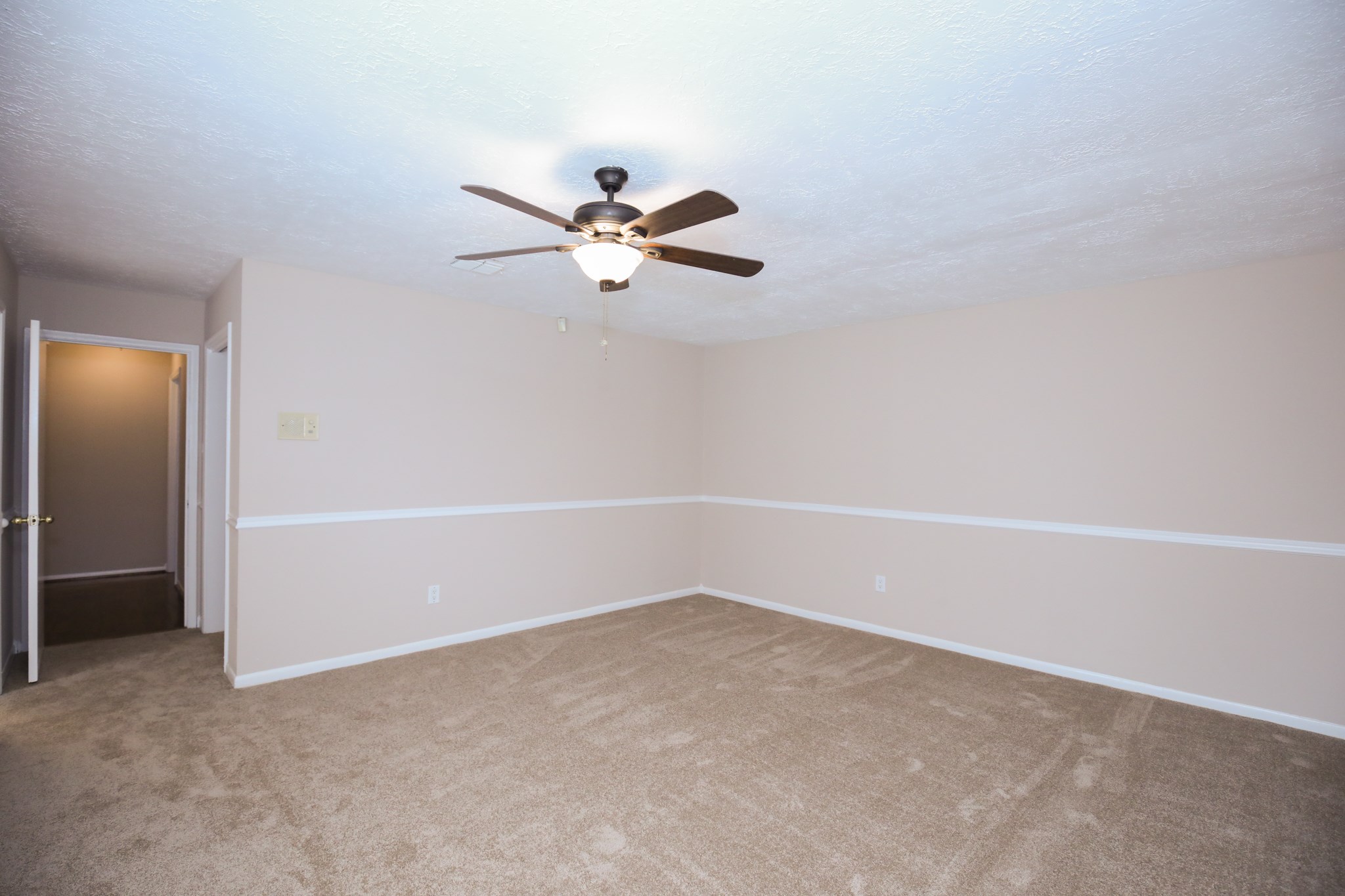 2330 Ridgemont Drive Property Photo 21