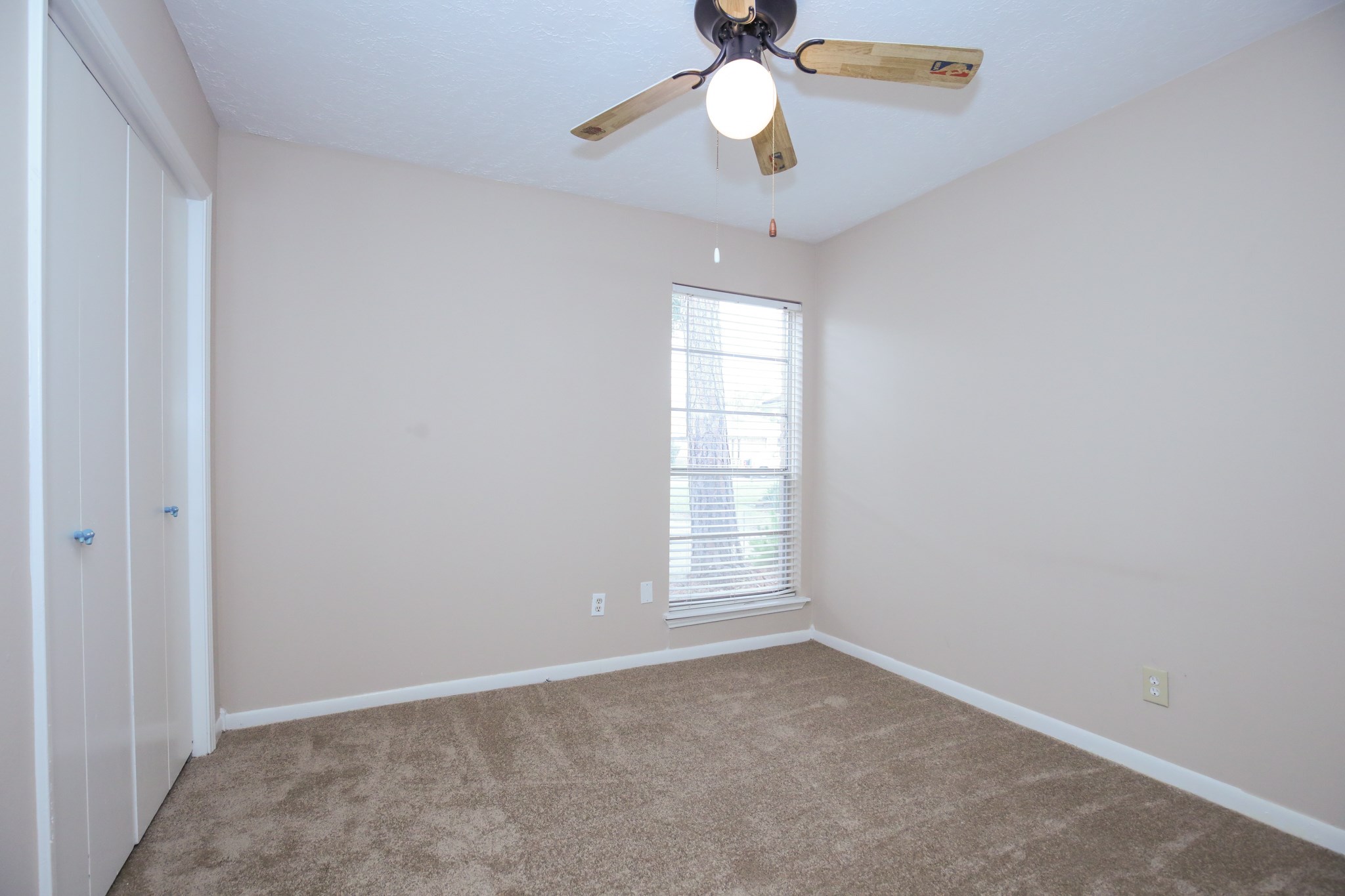 2330 Ridgemont Drive Property Photo 27