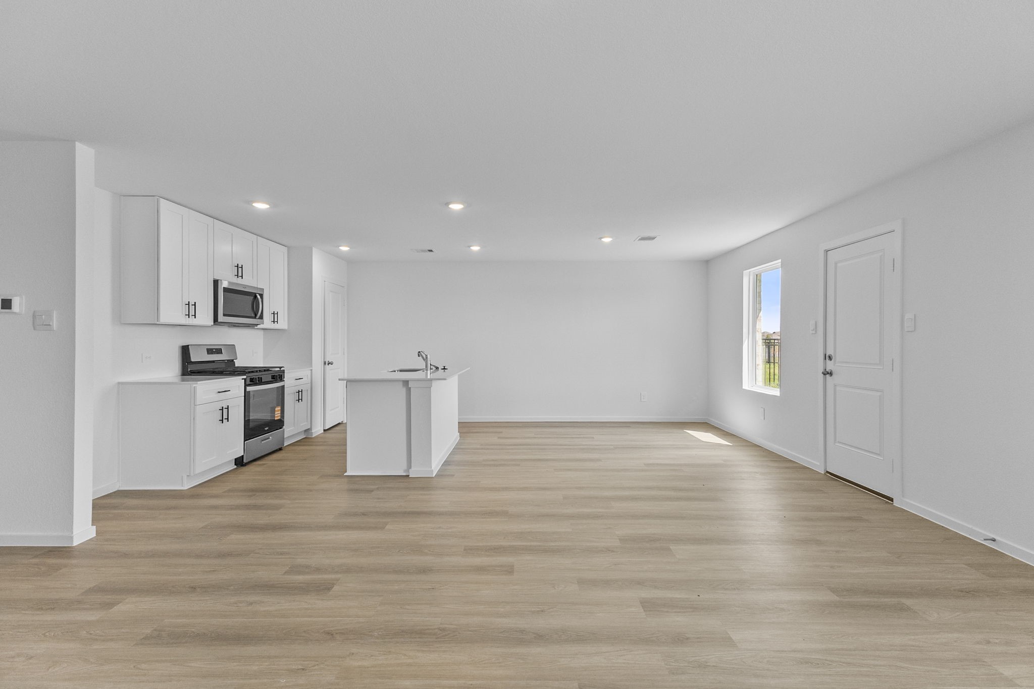 3028 Nori Shores Drive Property Photo 12