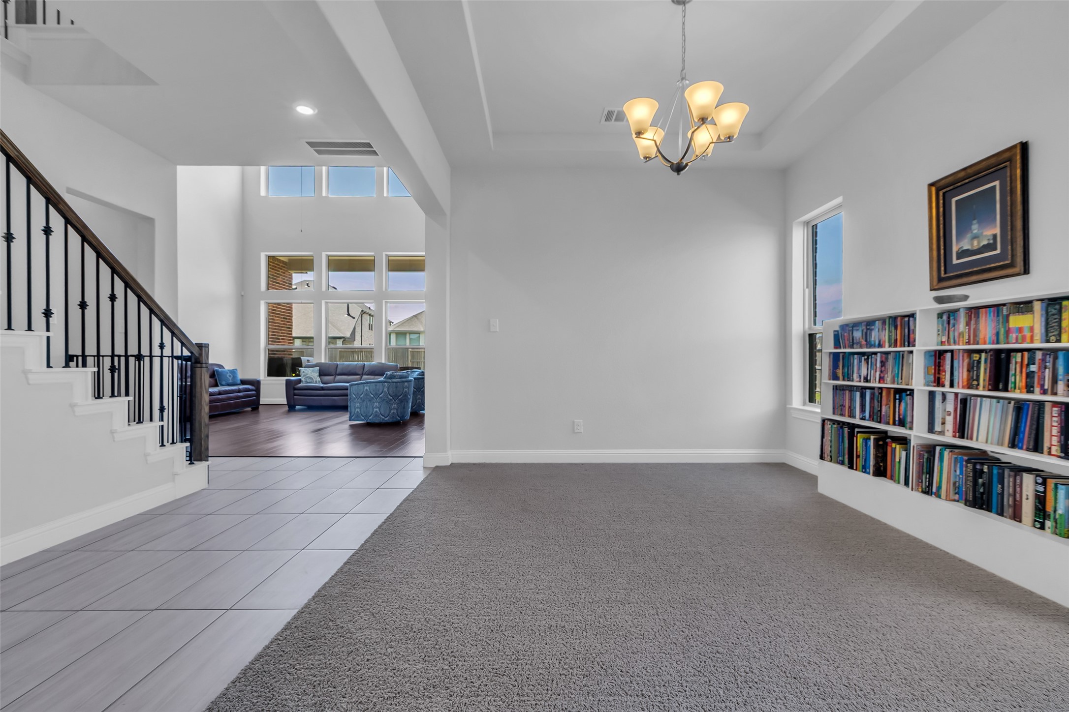 423 Round Top Street Property Photo 9