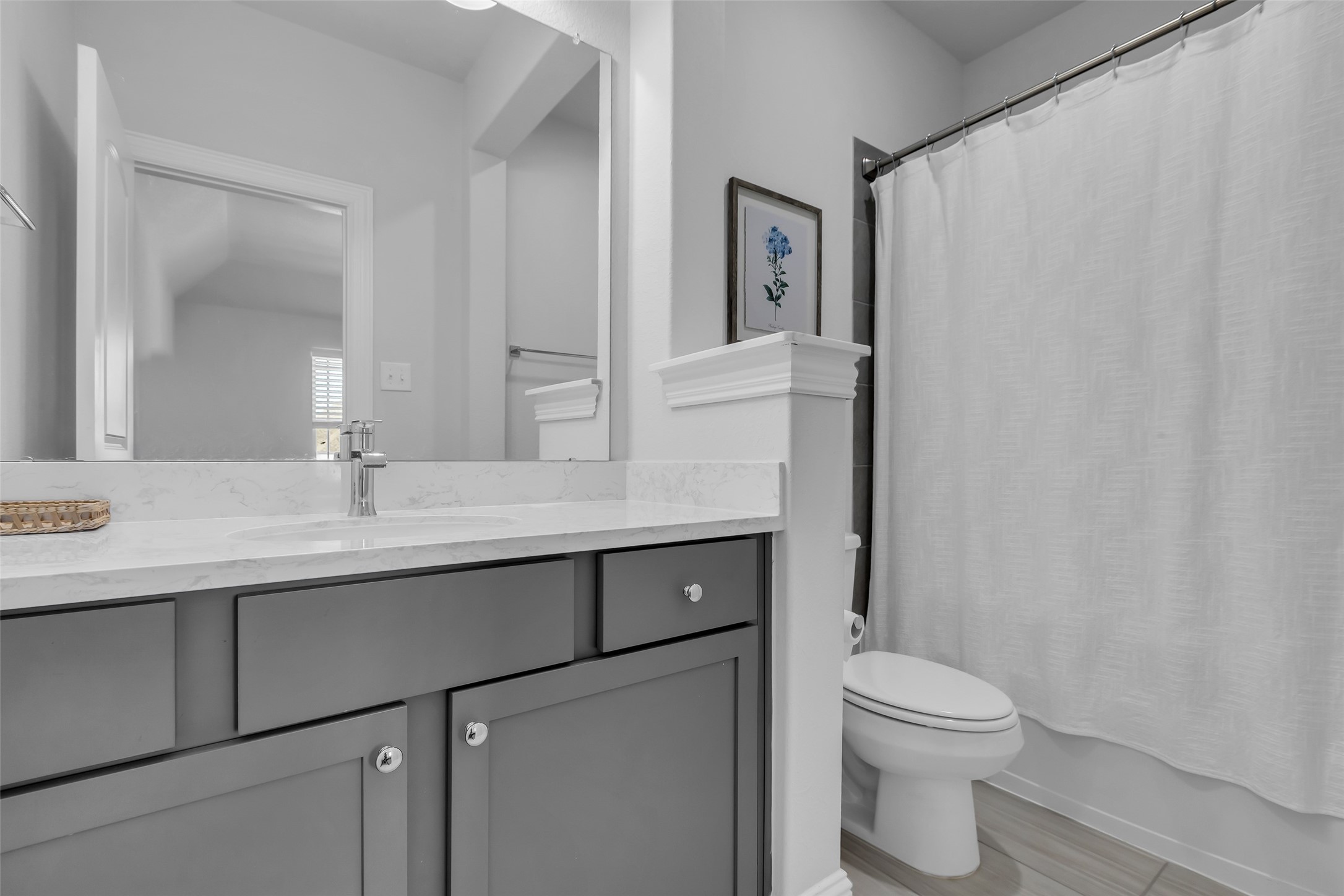 423 Round Top Street Property Photo 35