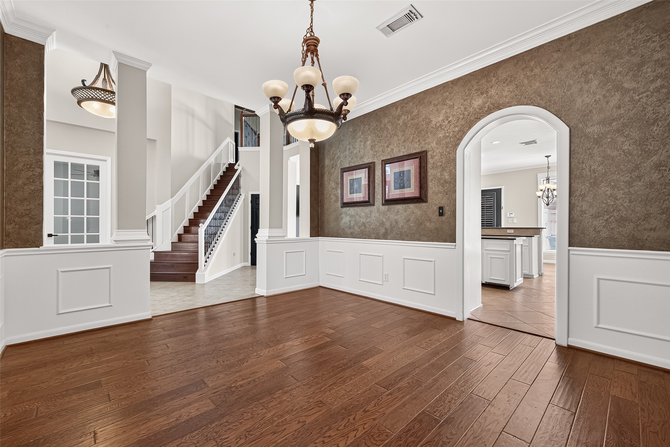 9218 Delacorte Lane Property Photo 6