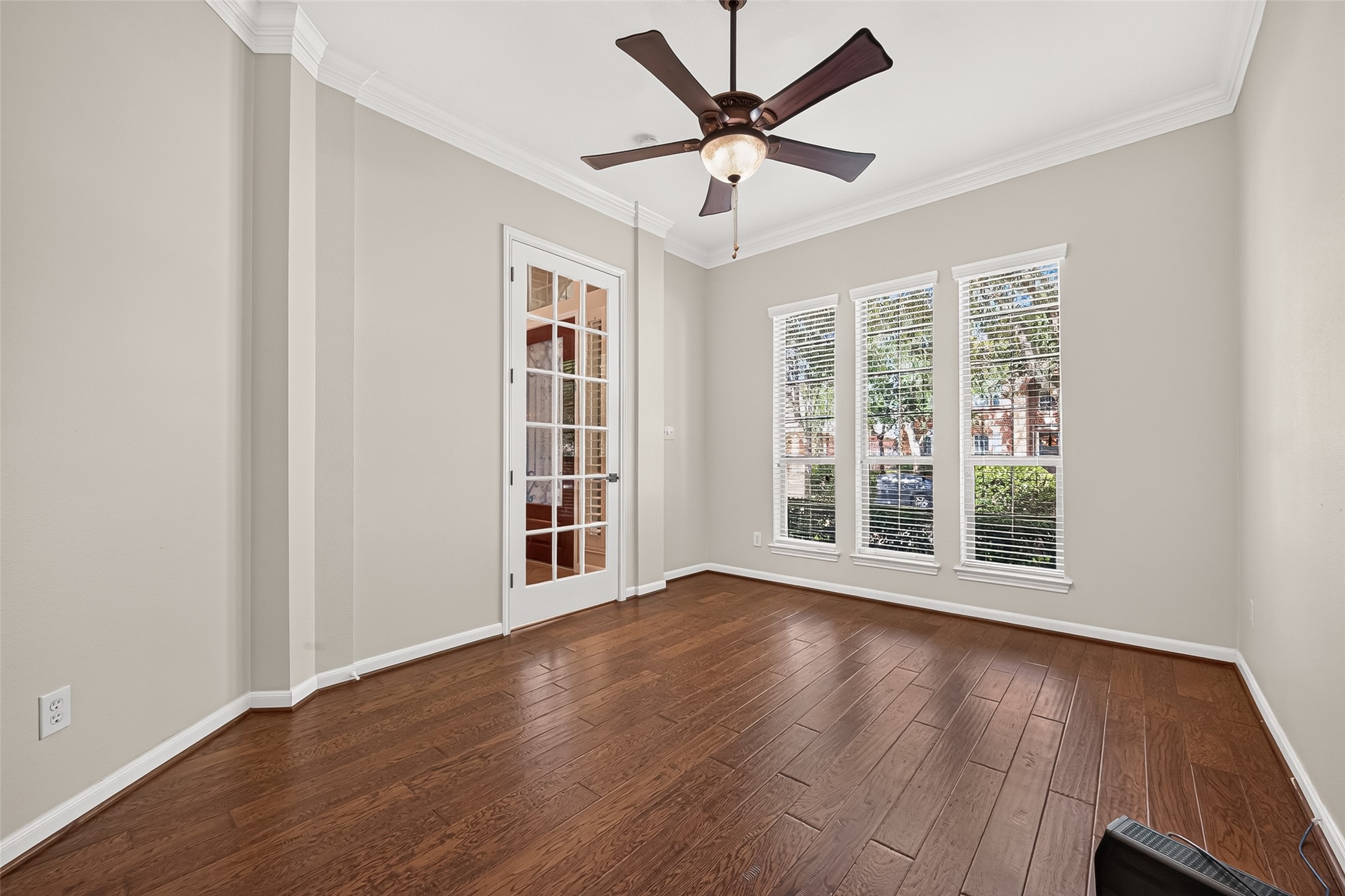 9218 Delacorte Lane Property Photo 7