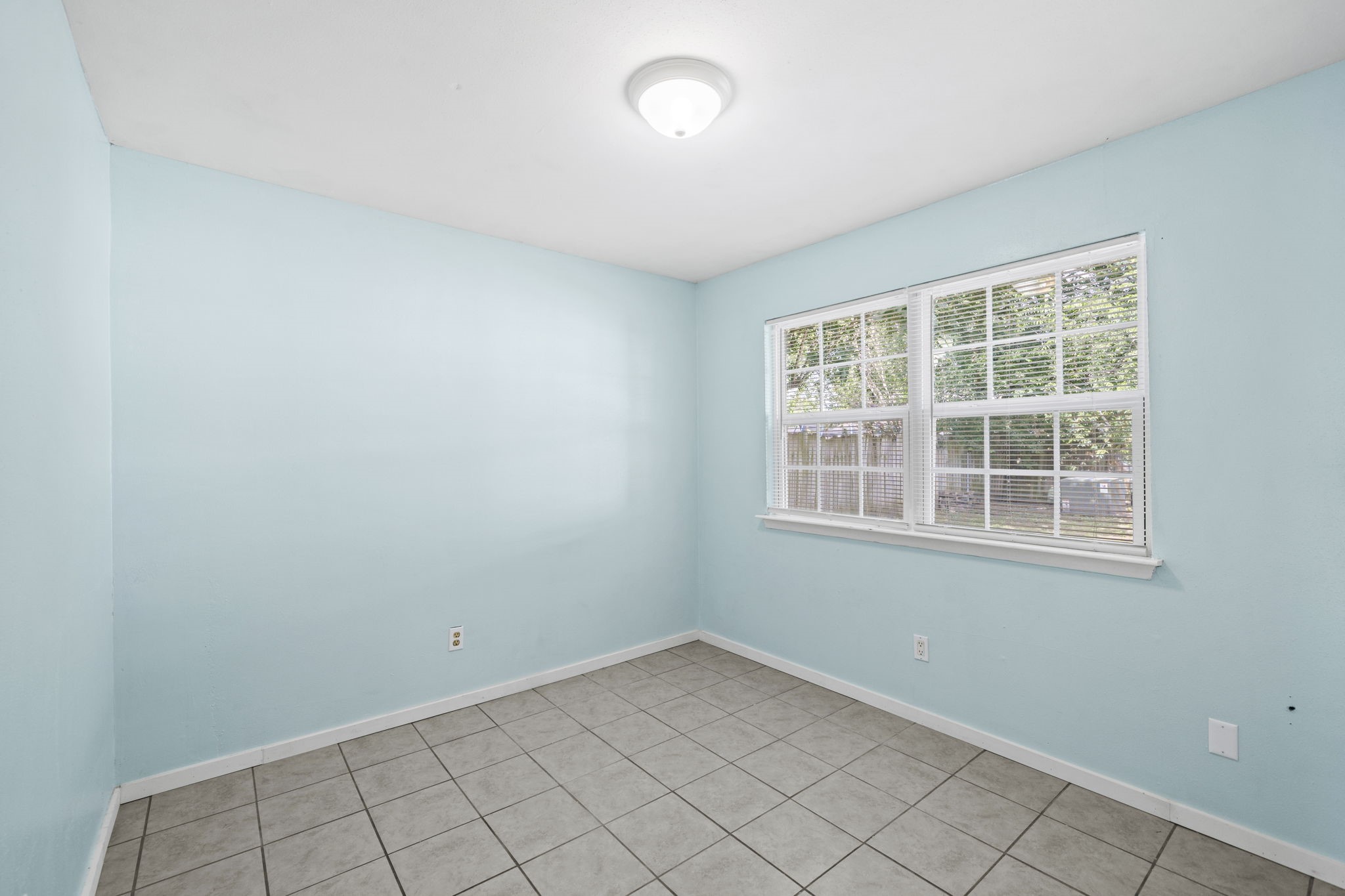 7535 Log Cradle Drive Property Photo 16