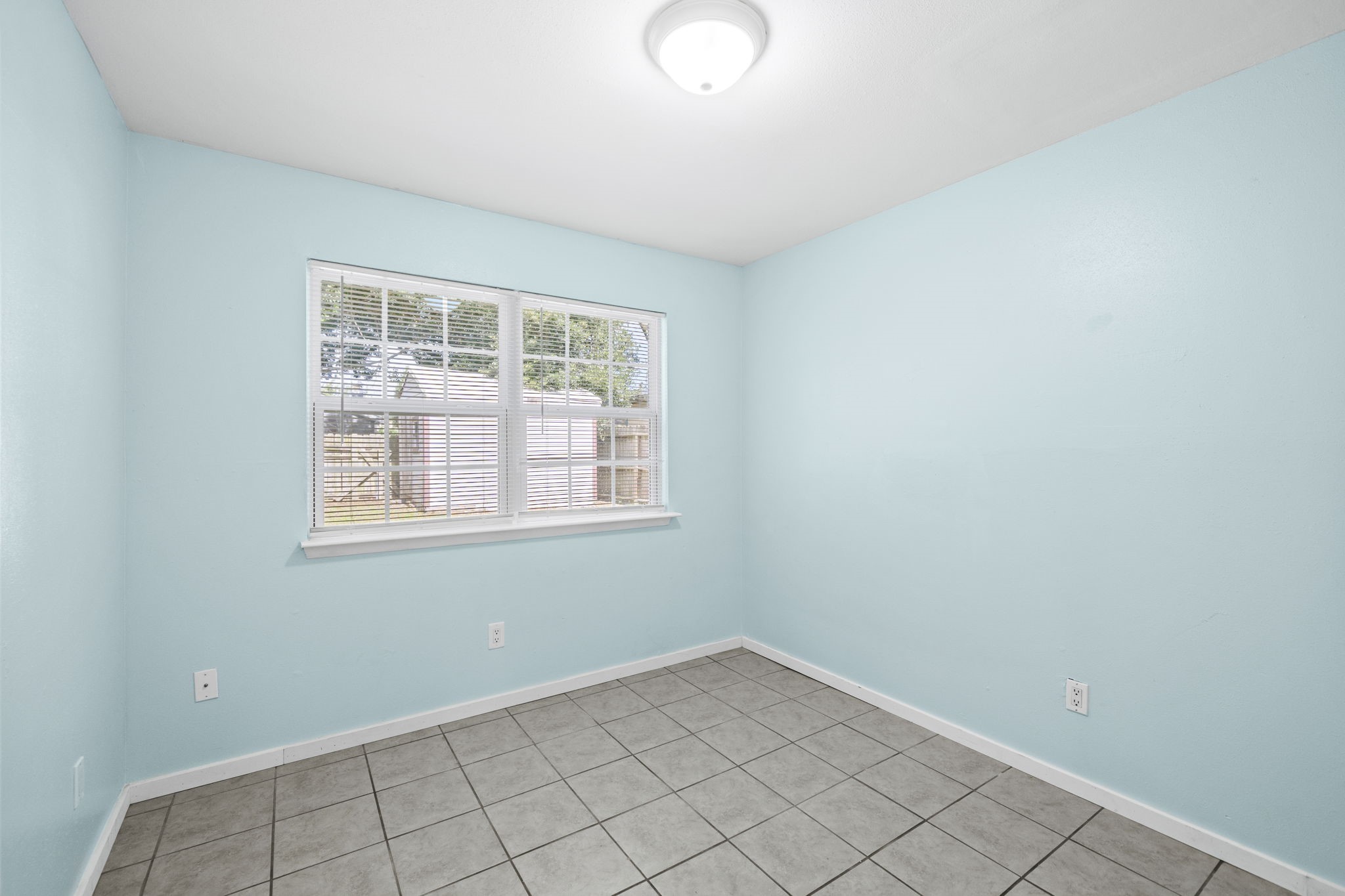 7535 Log Cradle Drive Property Photo 17