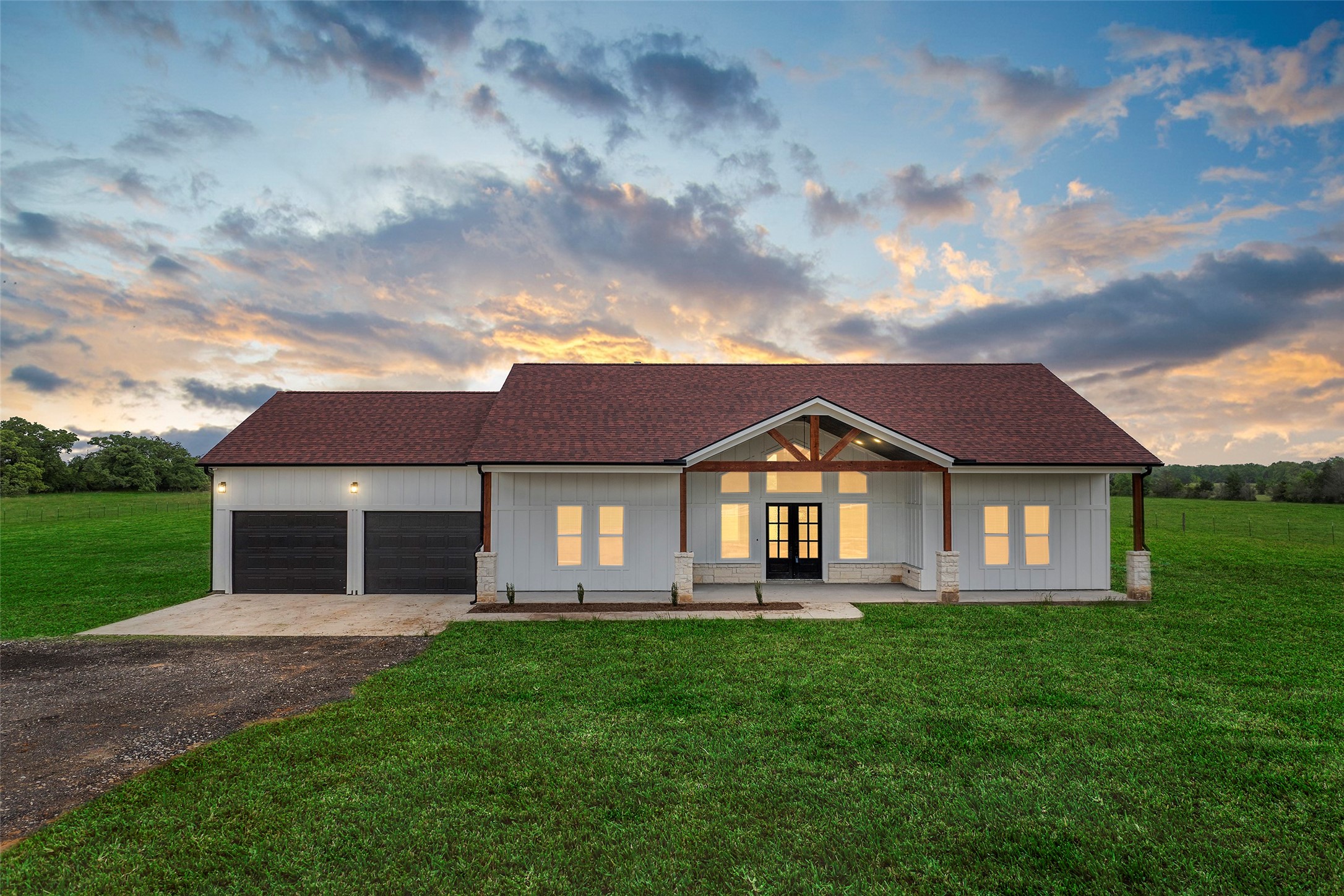 14833 Fm 1696 Road Property Photo 1